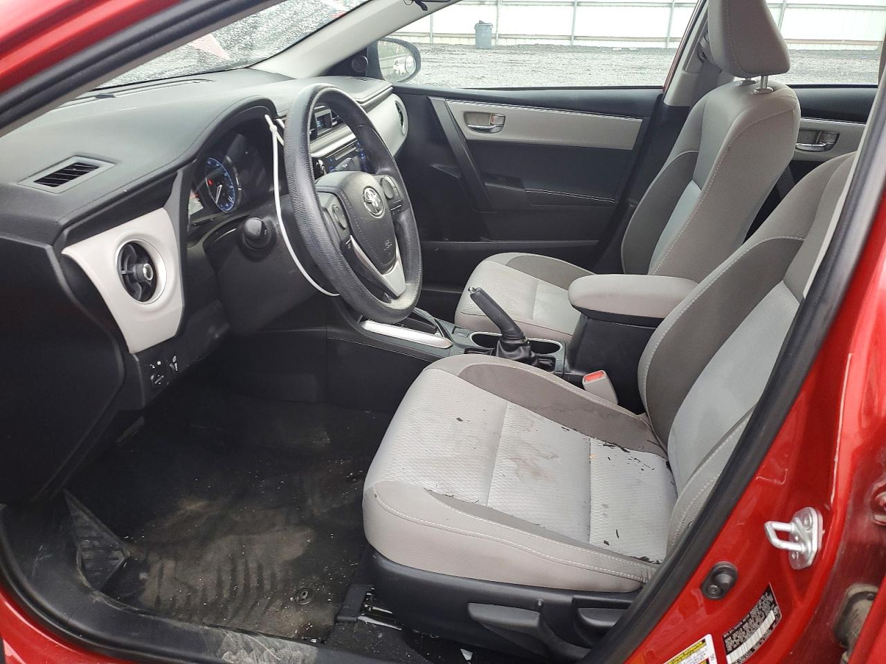 2017 Toyota Corolla Le Red vin: 2T1BURHE9HC794645