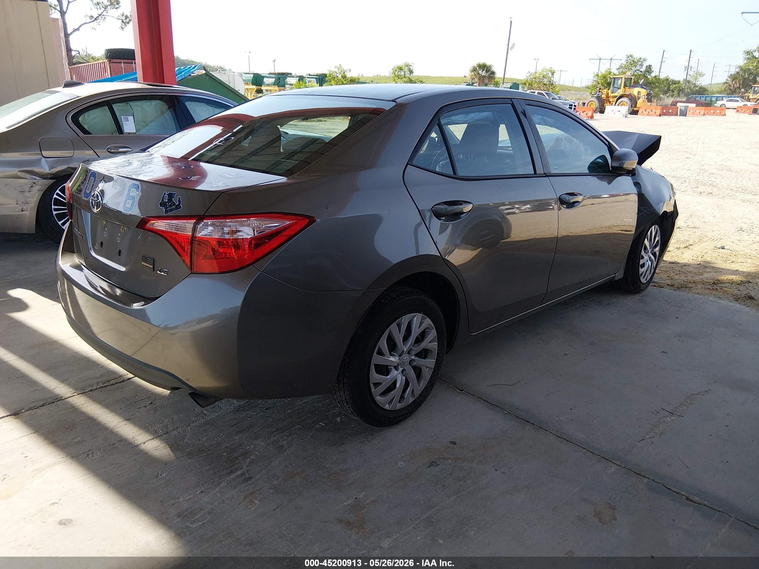2017 Toyota Corolla Le Gray vin: 2T1BURHE9HC836098