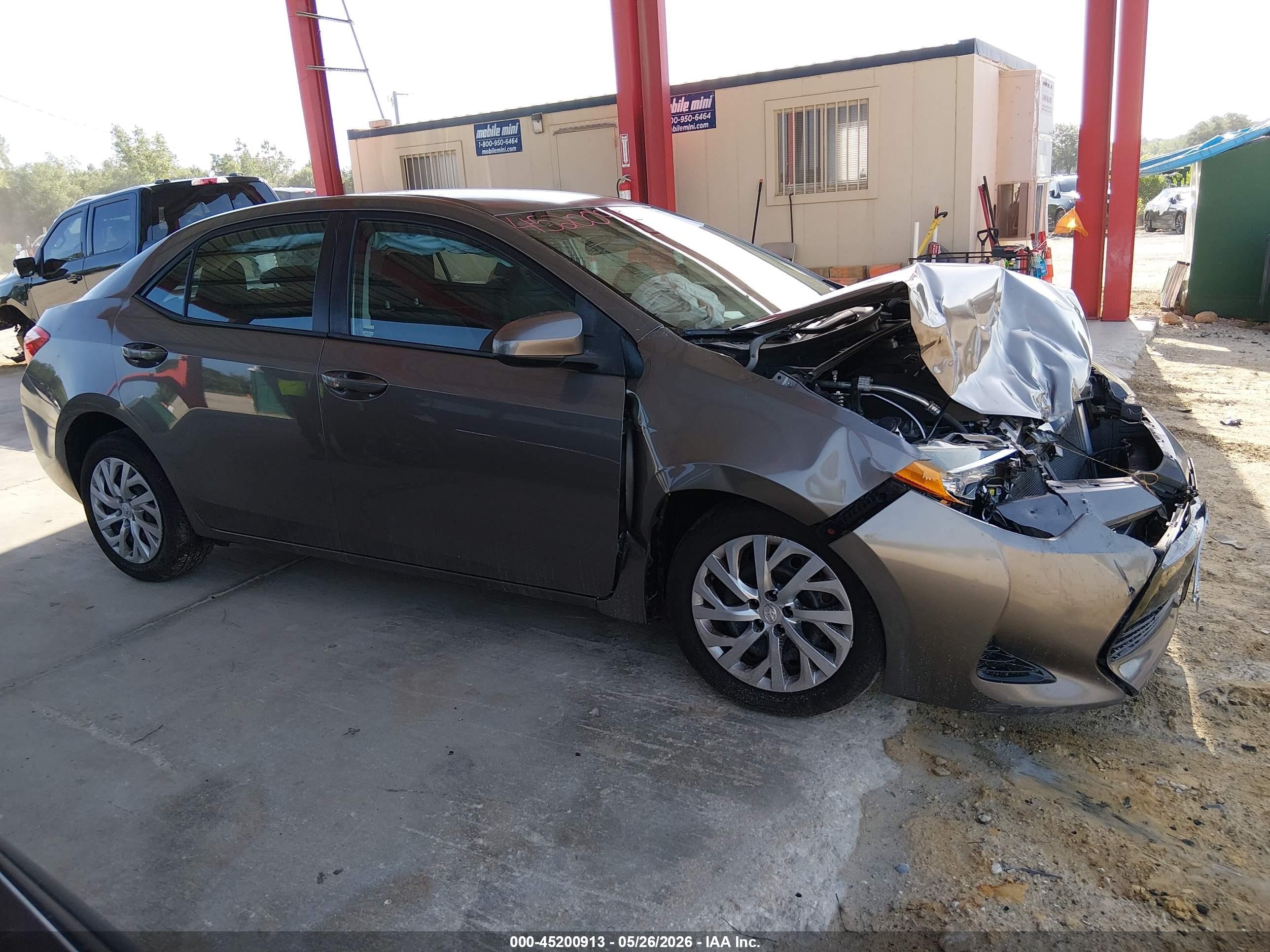 2017 Toyota Corolla Le Gray vin: 2T1BURHE9HC836098