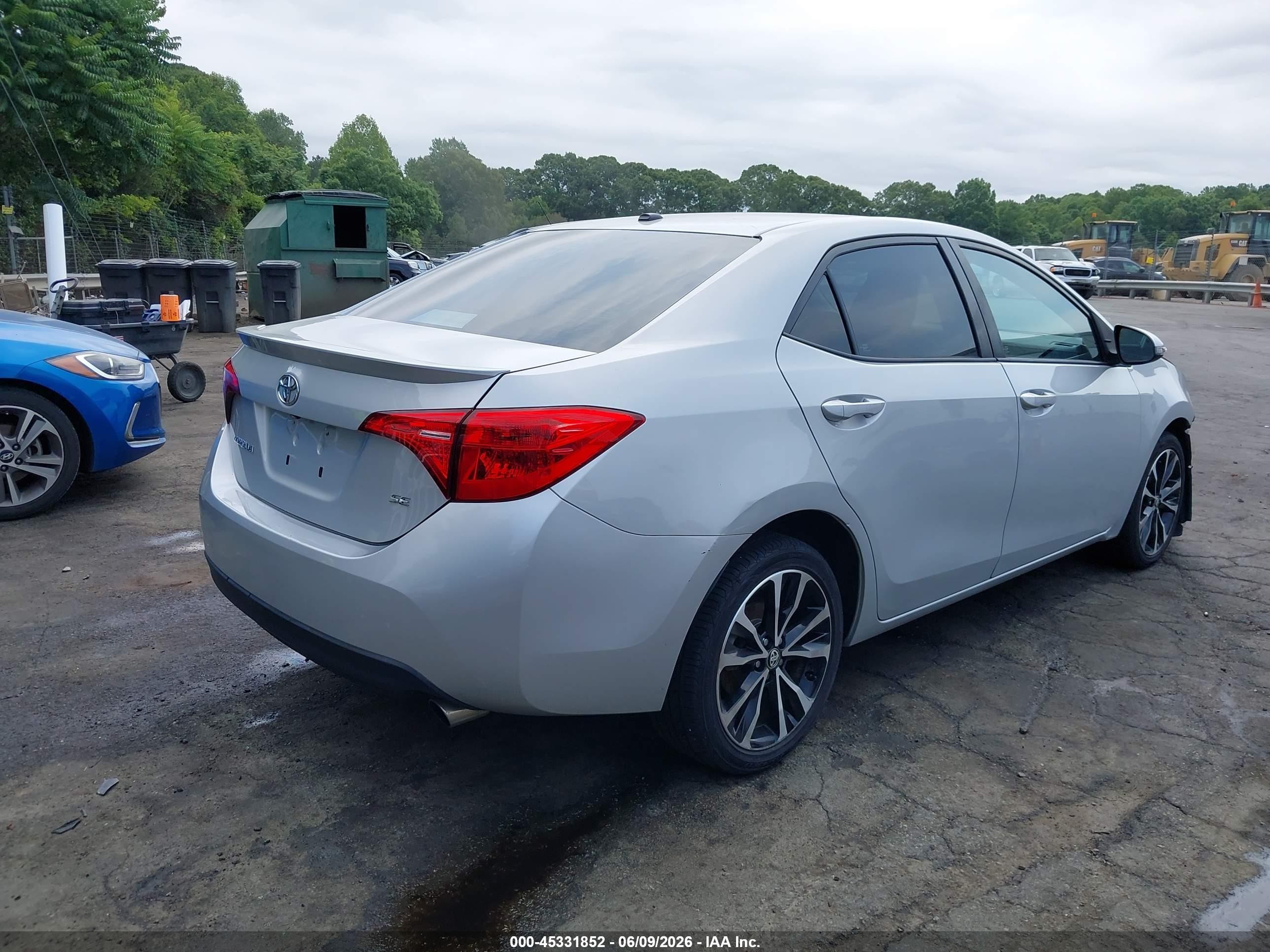 2017 Toyota Corolla Se Серебряный vin: 2T1BURHE9HC837252