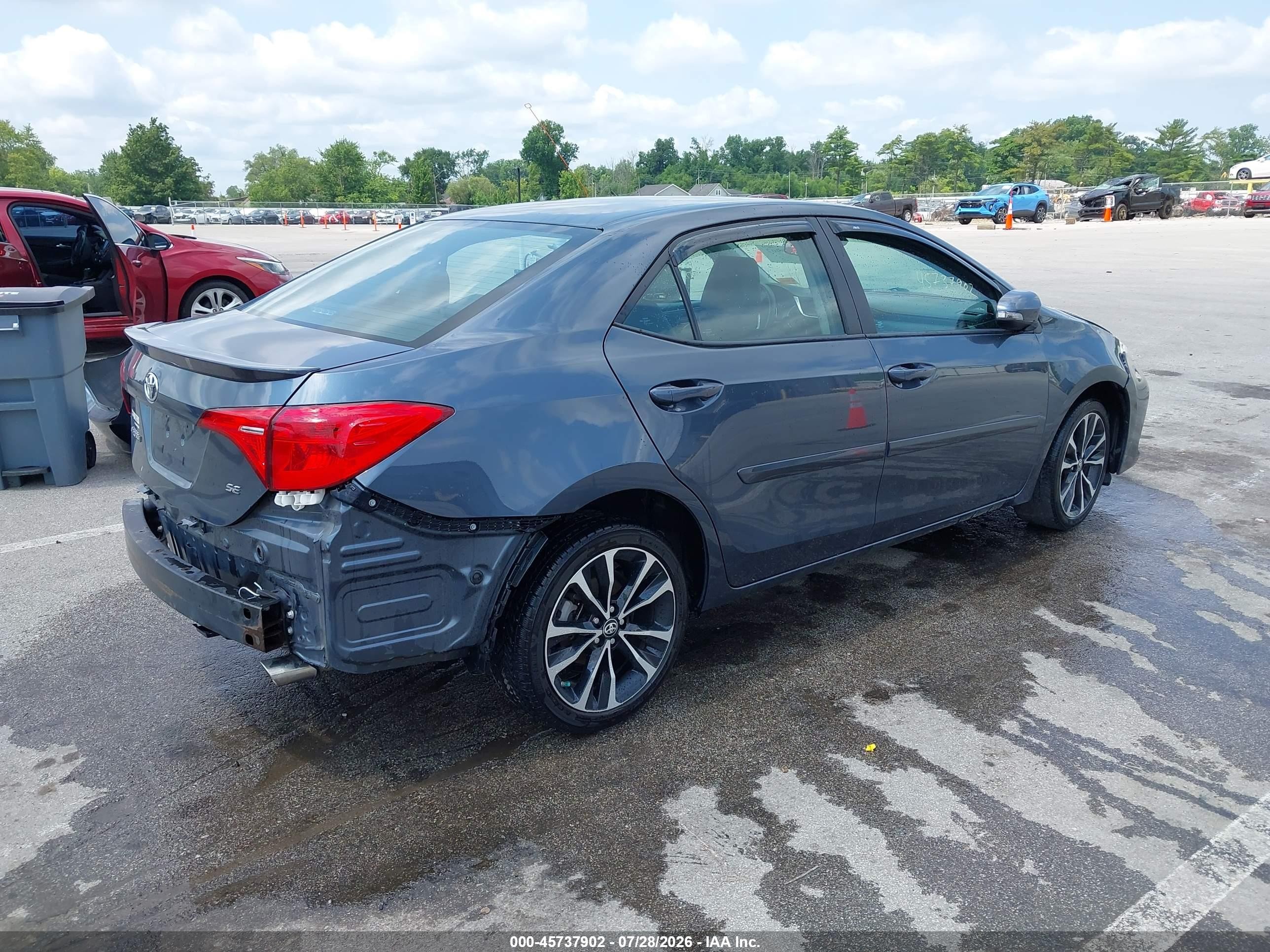 2017 Toyota Corolla Se Light Blue vin: 2T1BURHE9HC892171