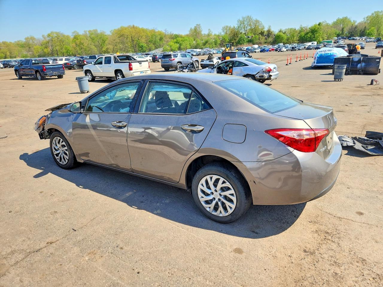 2017 Toyota Corolla Le Tan vin: 2T1BURHE9HC894552