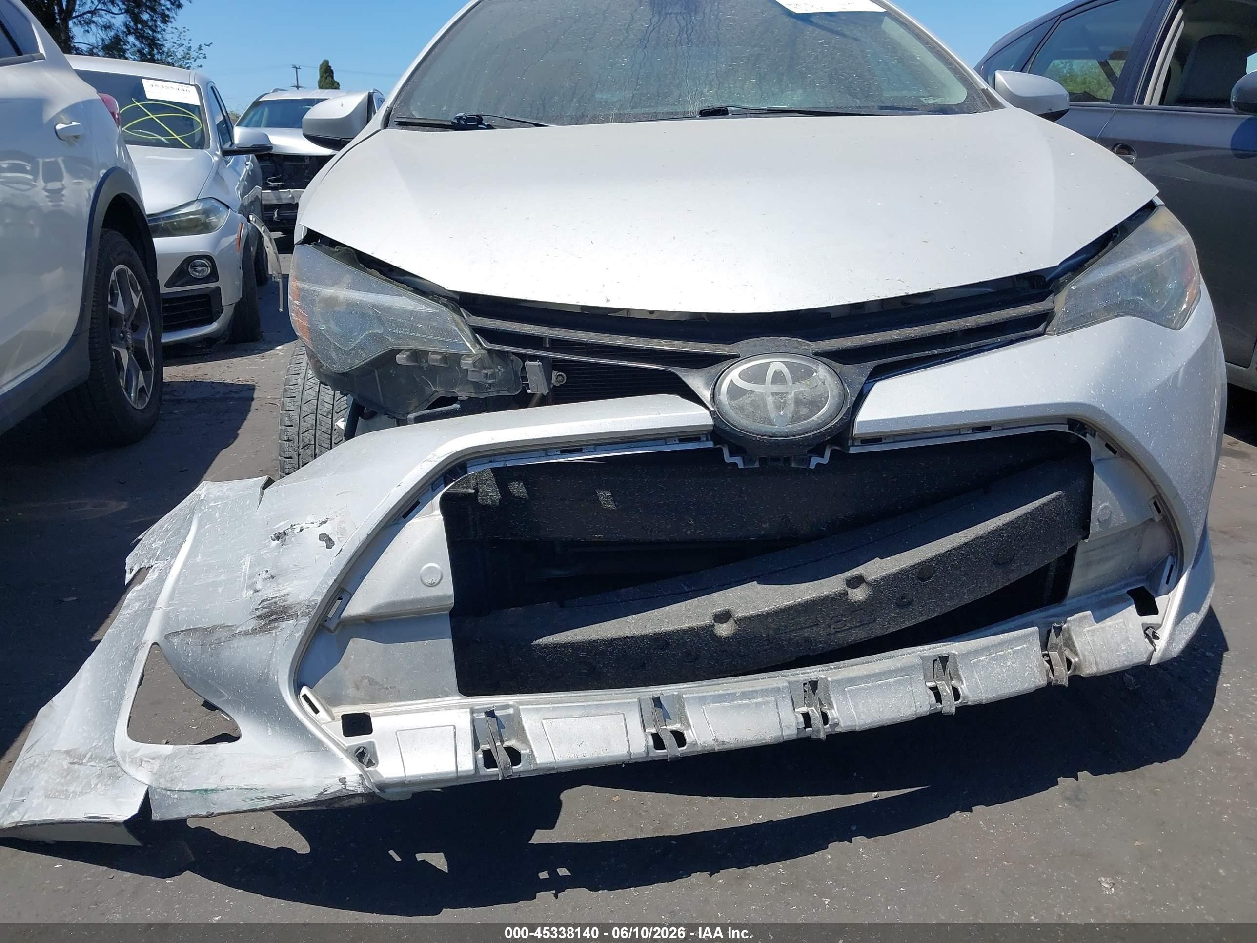 2019 Toyota Corolla Le Silver vin: 2T1BURHE9KC158637