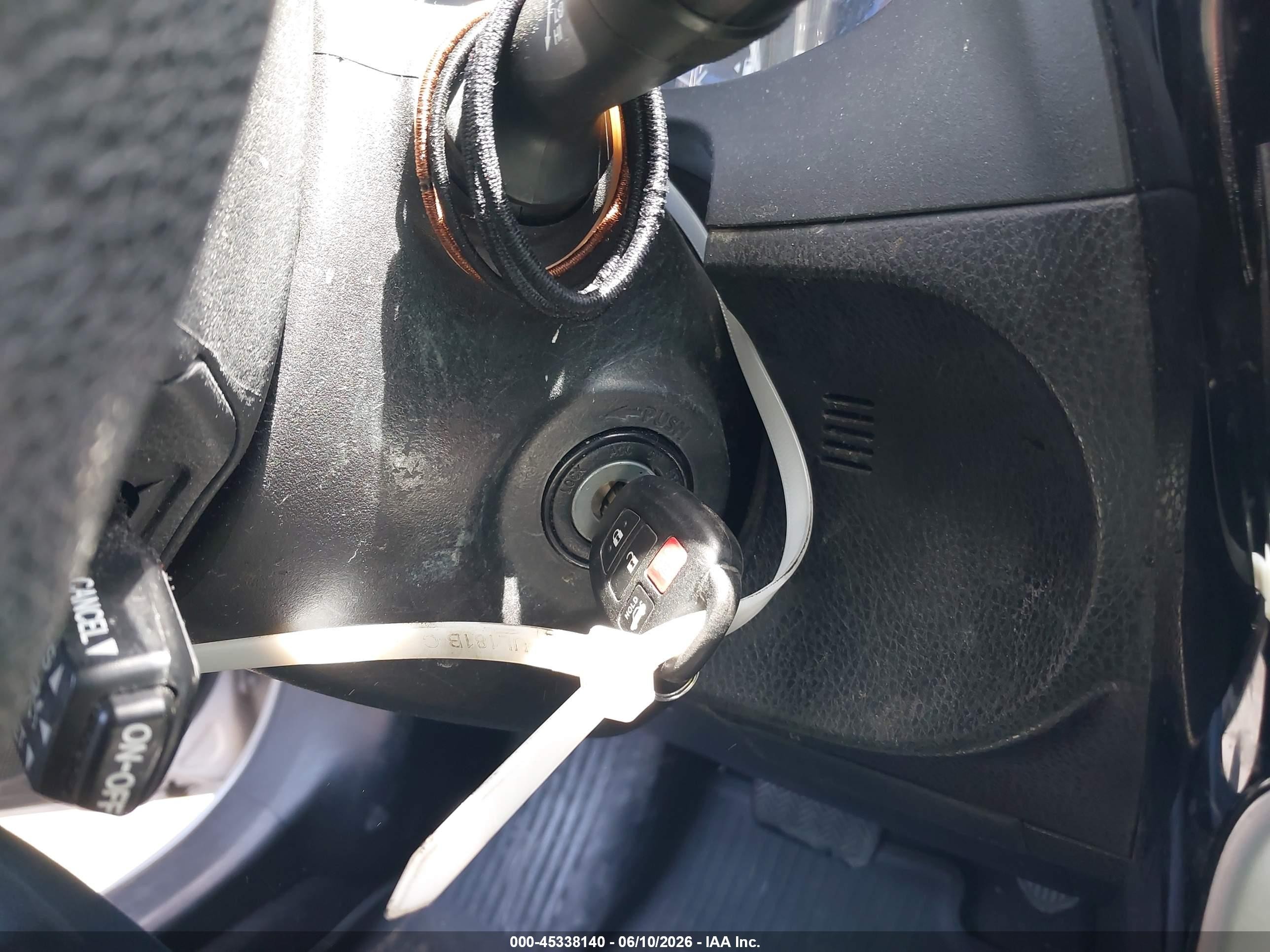 2019 Toyota Corolla Le Silver vin: 2T1BURHE9KC158637