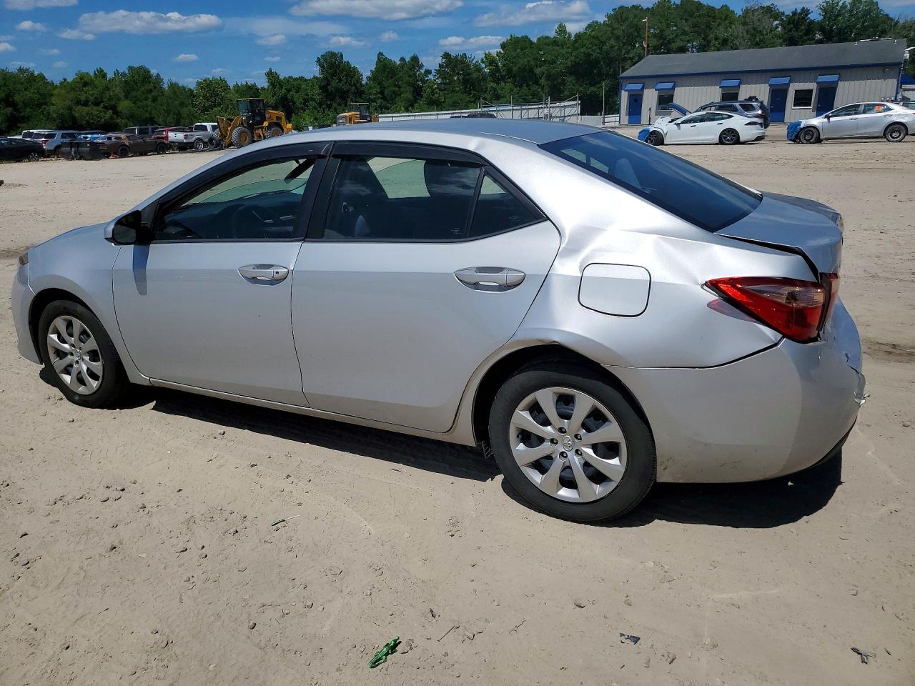 2019 Toyota Corolla Le Silver vin: 2T1BURHE9KC178404