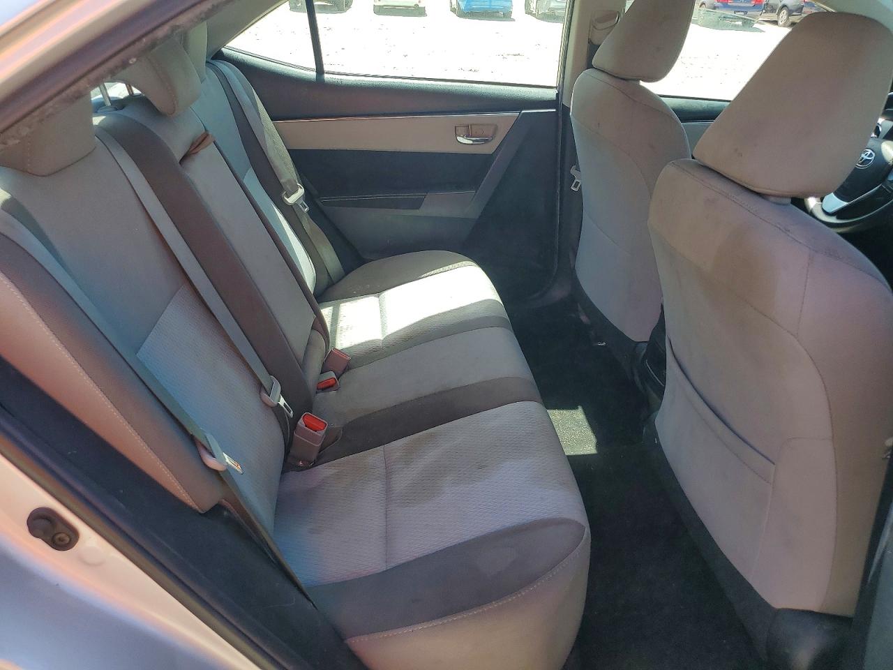 2019 Toyota Corolla Le Silver vin: 2T1BURHE9KC178404