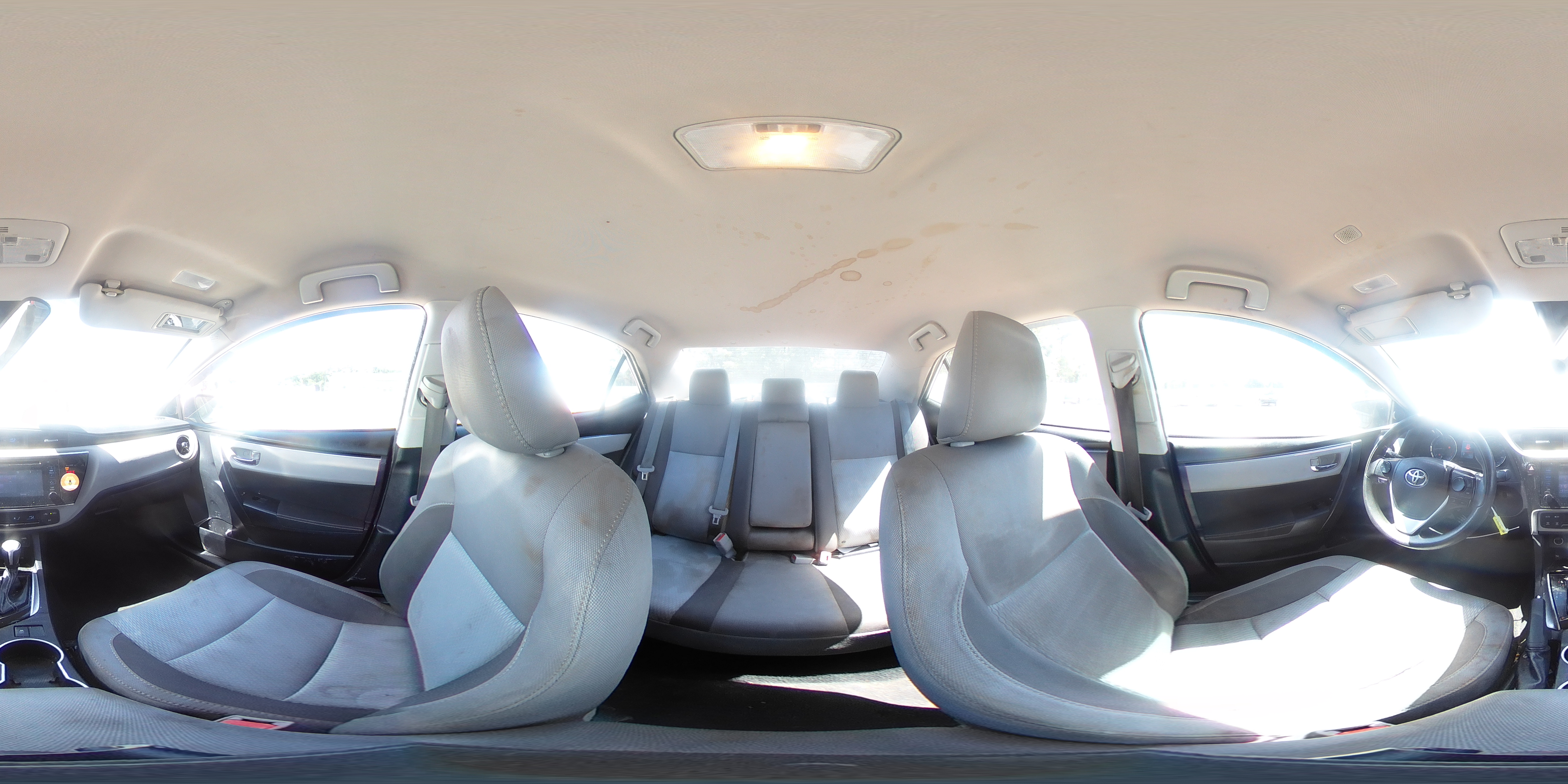 2019 Toyota Corolla Le Silver vin: 2T1BURHE9KC178404