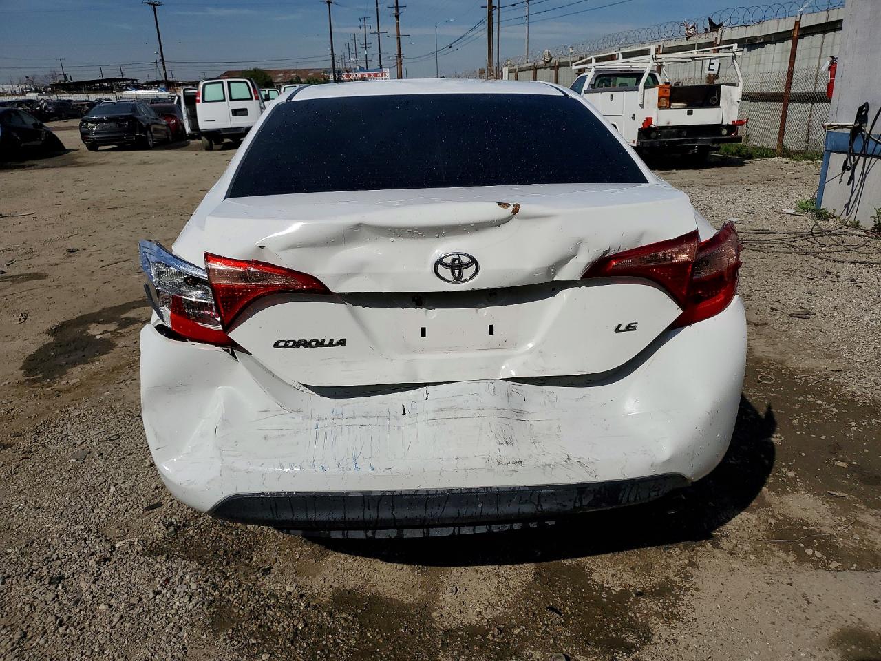 2019 Toyota Corolla Le Black vin: 2T1BURHE9KC181772