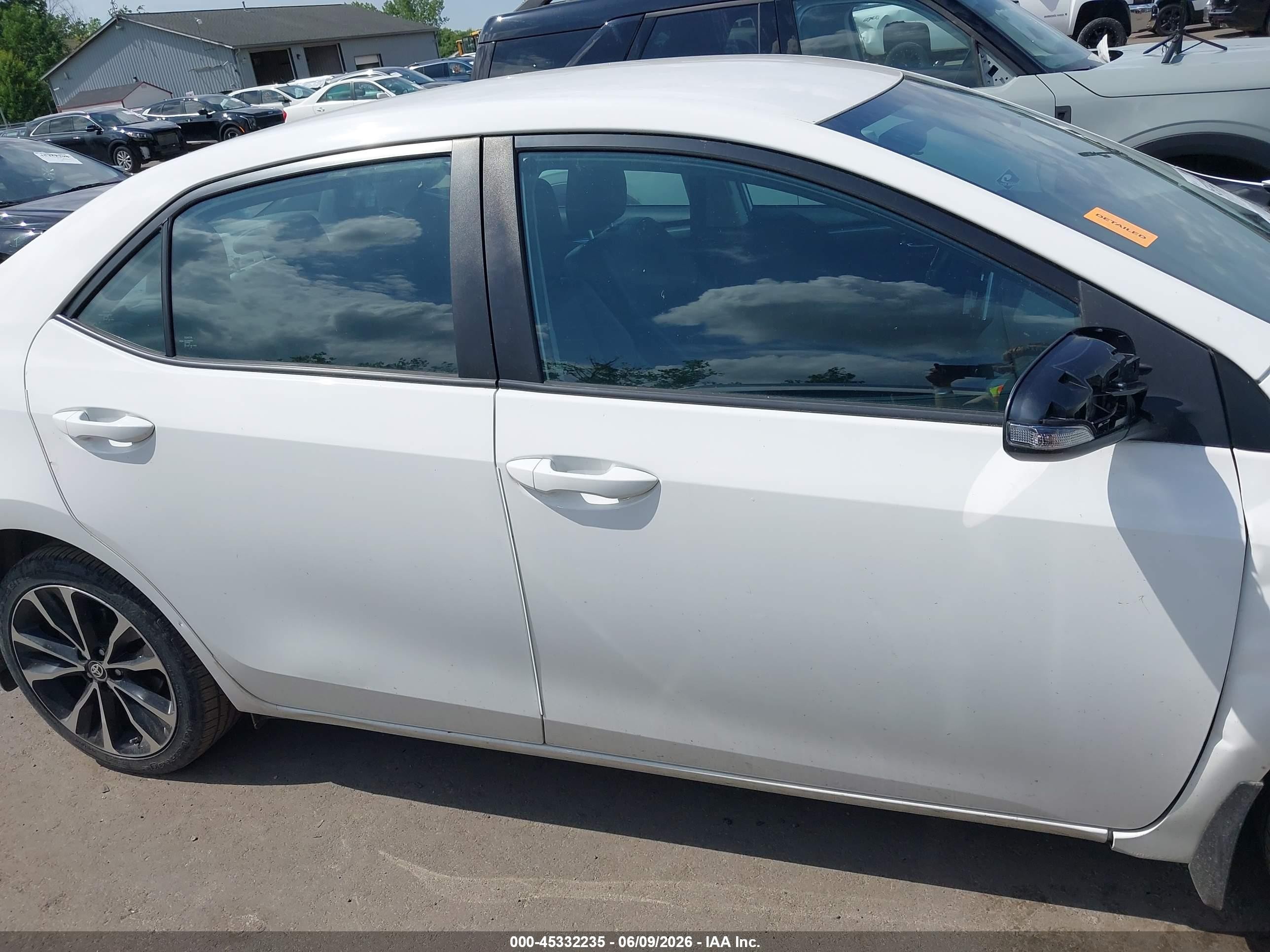 2019 Toyota Corolla Se White vin: 2T1BURHE9KC187314