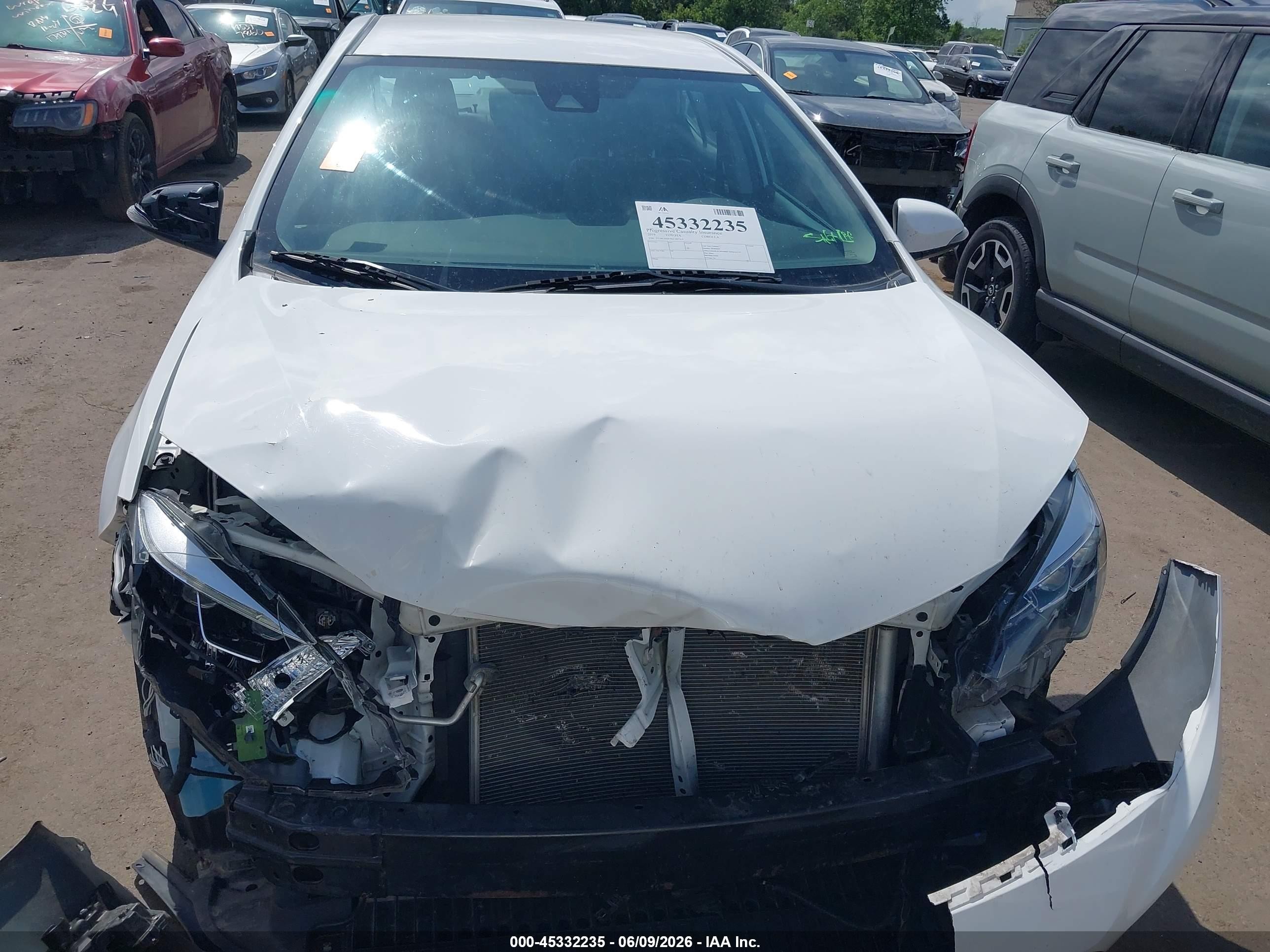 2019 Toyota Corolla Se White vin: 2T1BURHE9KC187314