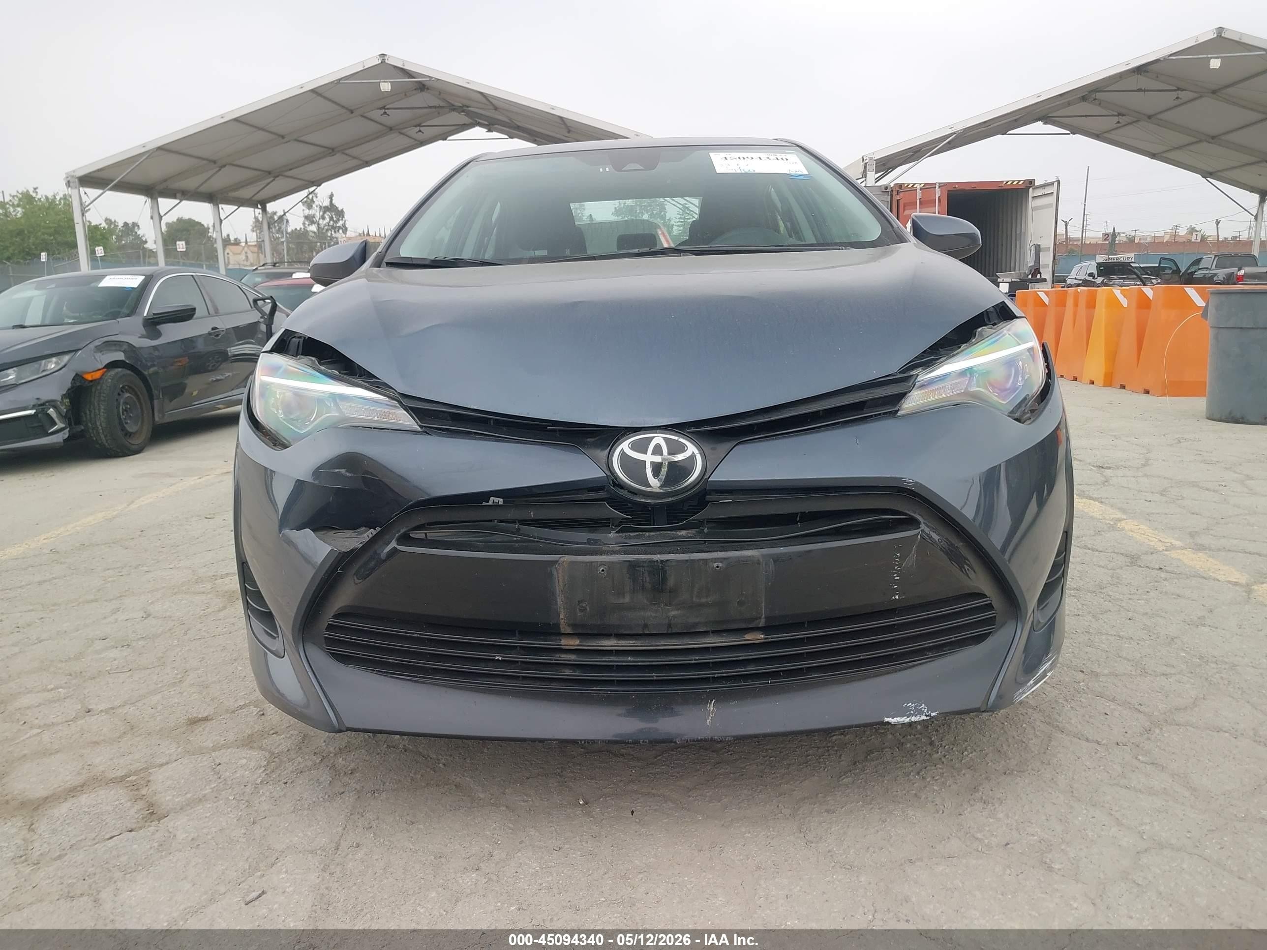 2019 Toyota Corolla Le Blue vin: 2T1BURHE9KC246359