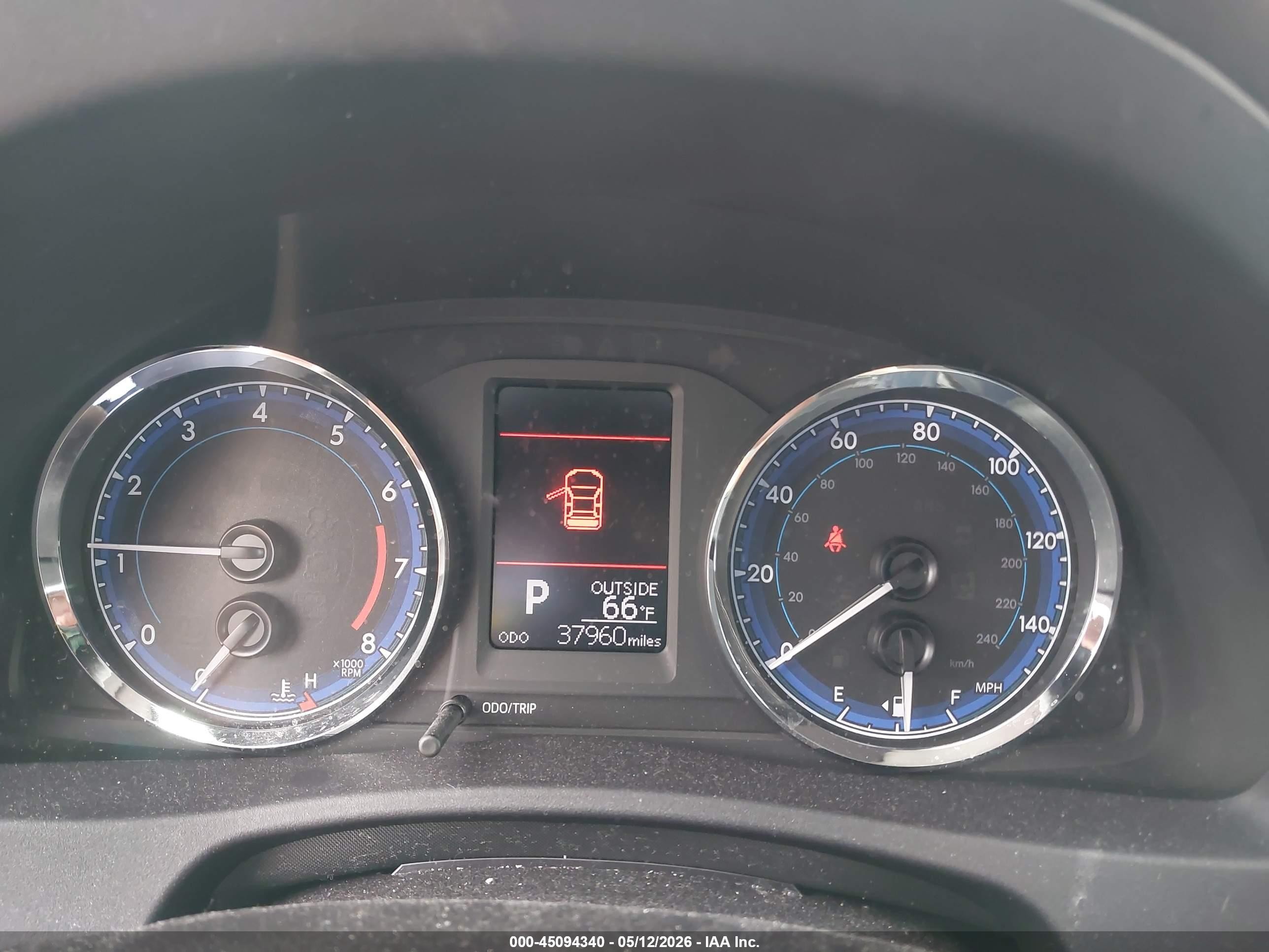 2019 Toyota Corolla Le Blue vin: 2T1BURHE9KC246359