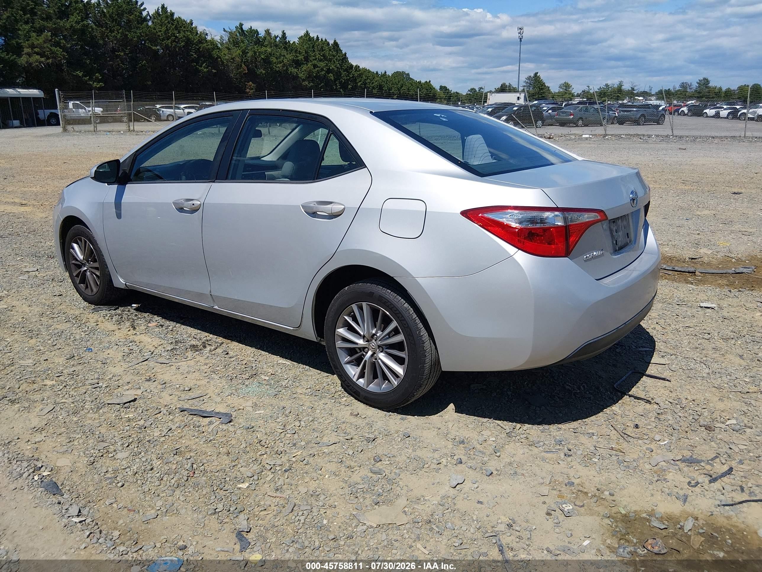2014 Toyota Corolla Le Plus Silver vin: 2T1BURHEXEC025762