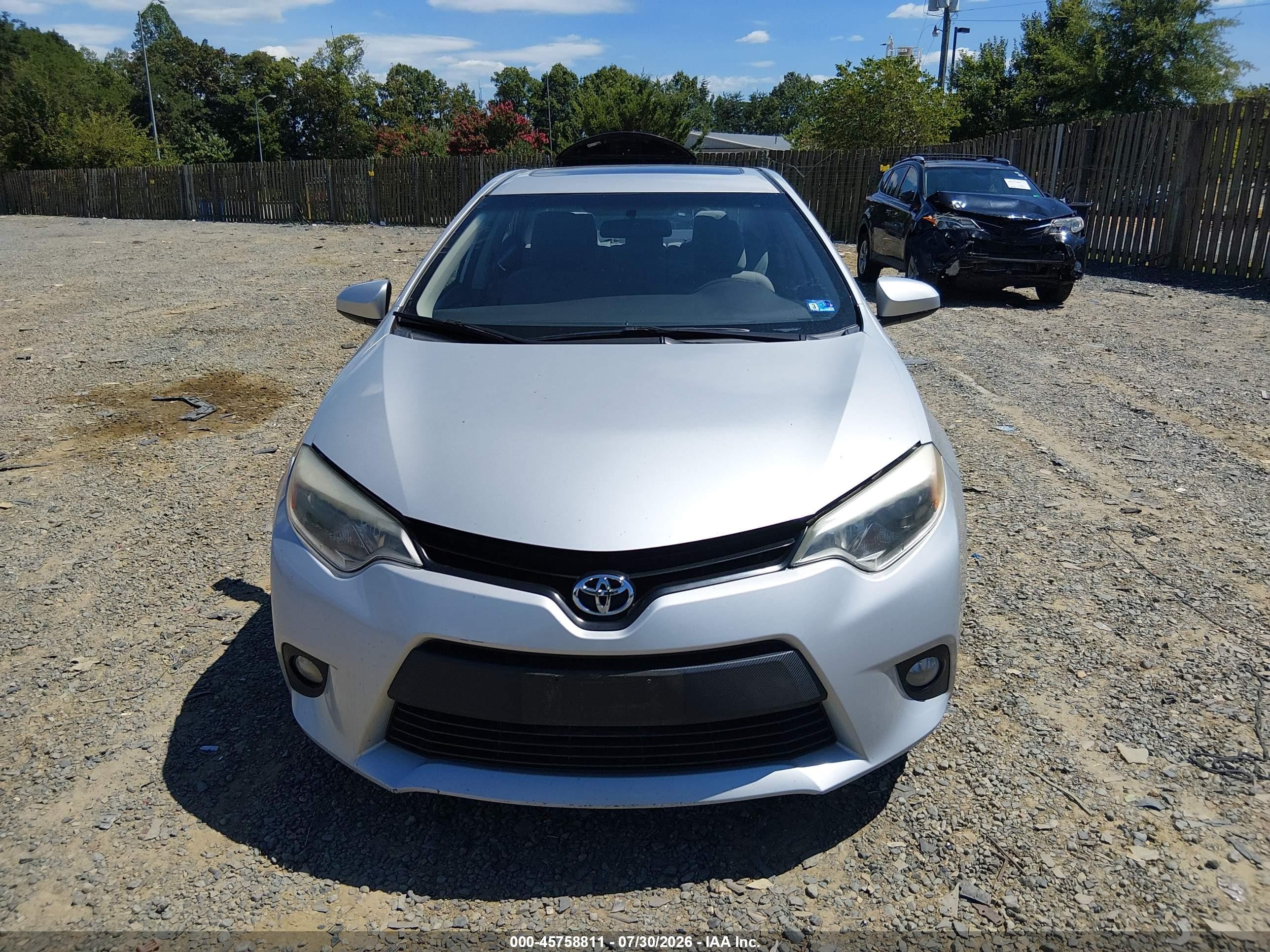 2014 Toyota Corolla Le Plus Silver vin: 2T1BURHEXEC025762
