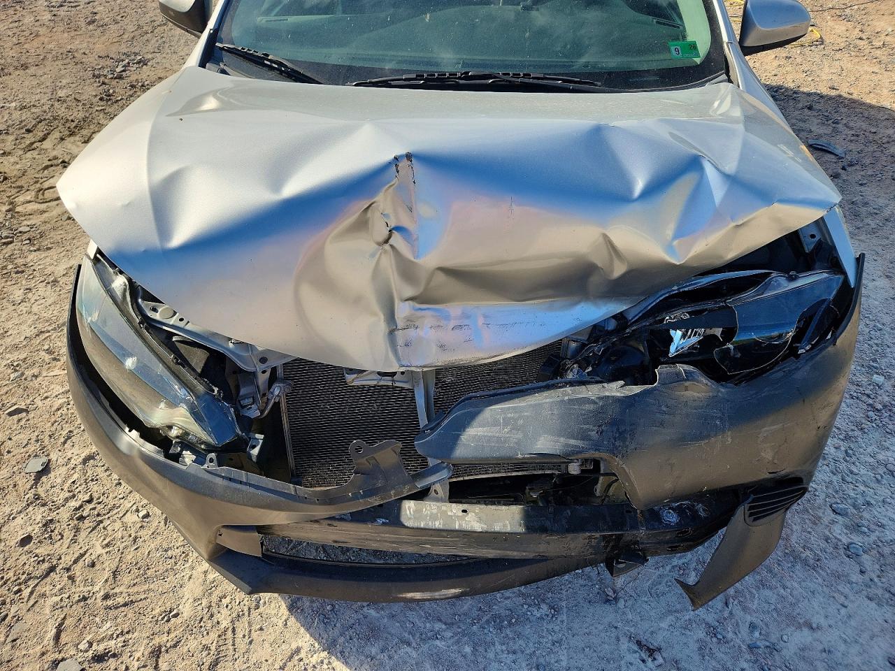2014 Toyota Corolla L Silver vin: 2T1BURHEXEC026751