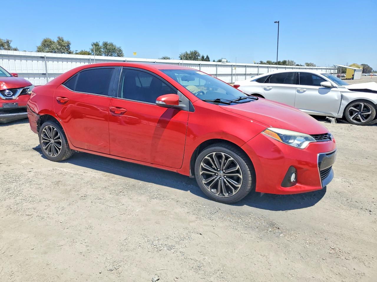 2014 Toyota Corolla S Plus Red vin: 2T1BURHEXEC029858