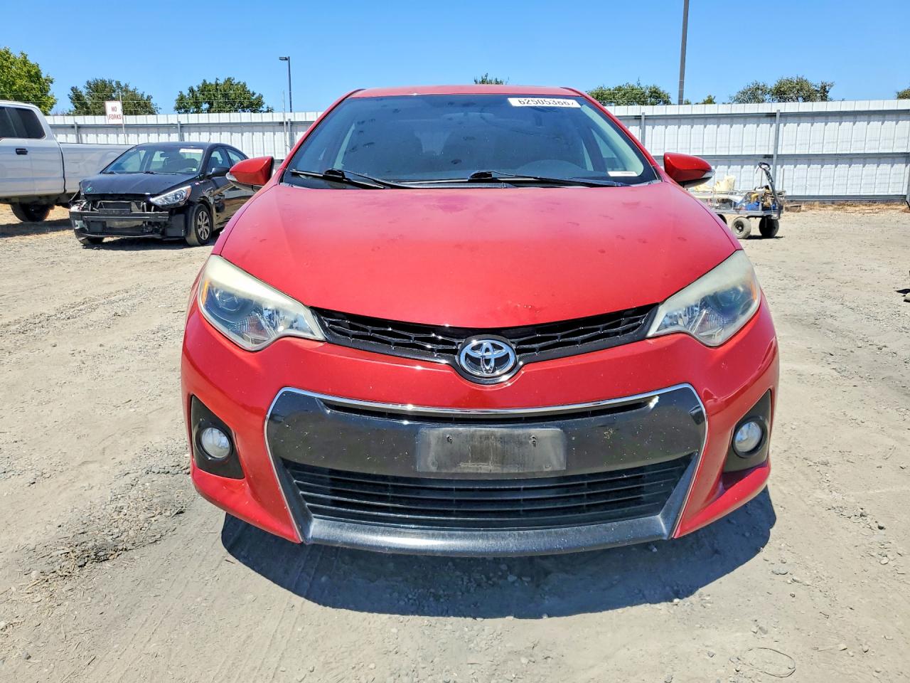 2014 Toyota Corolla S Plus Red vin: 2T1BURHEXEC029858