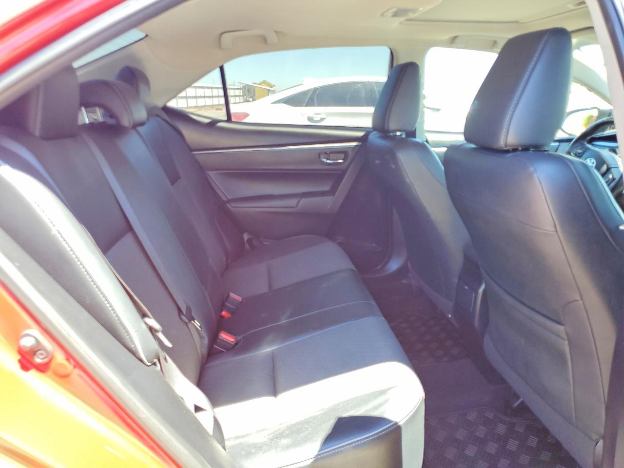 2014 Toyota Corolla S Plus Red vin: 2T1BURHEXEC029858