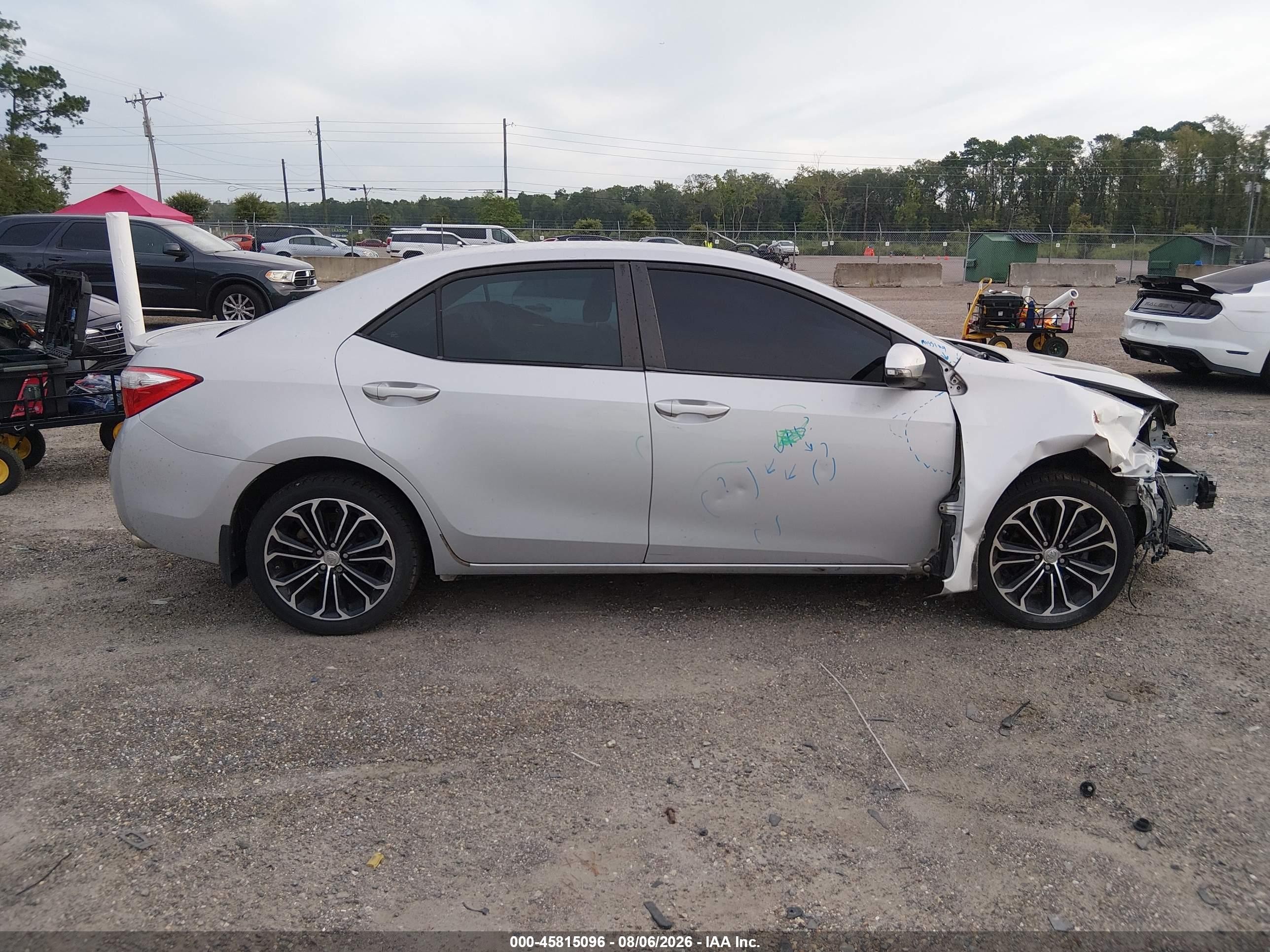 2014 Toyota Corolla S Plus Silver vin: 2T1BURHEXEC042898
