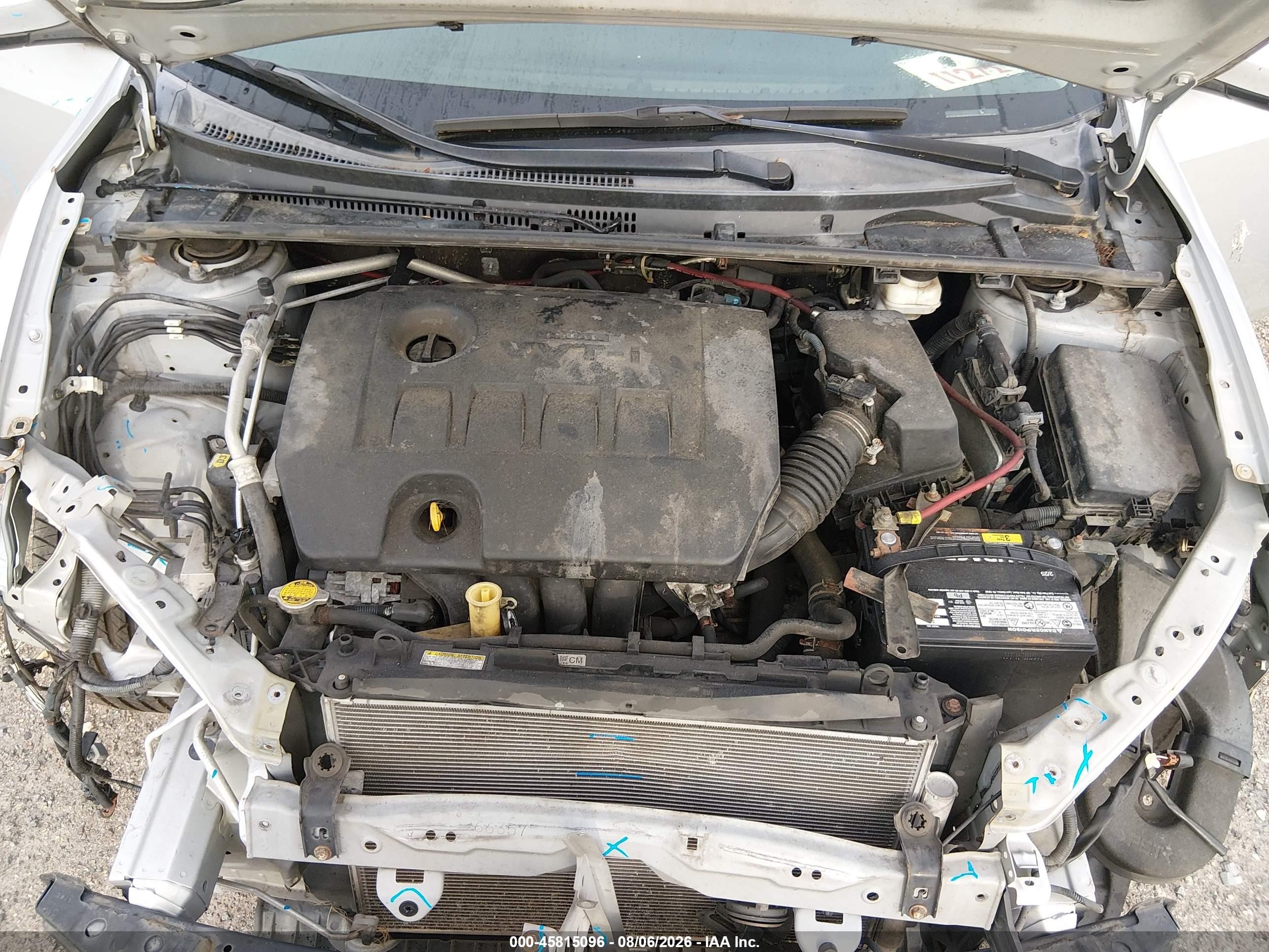 2014 Toyota Corolla S Plus Silver vin: 2T1BURHEXEC042898