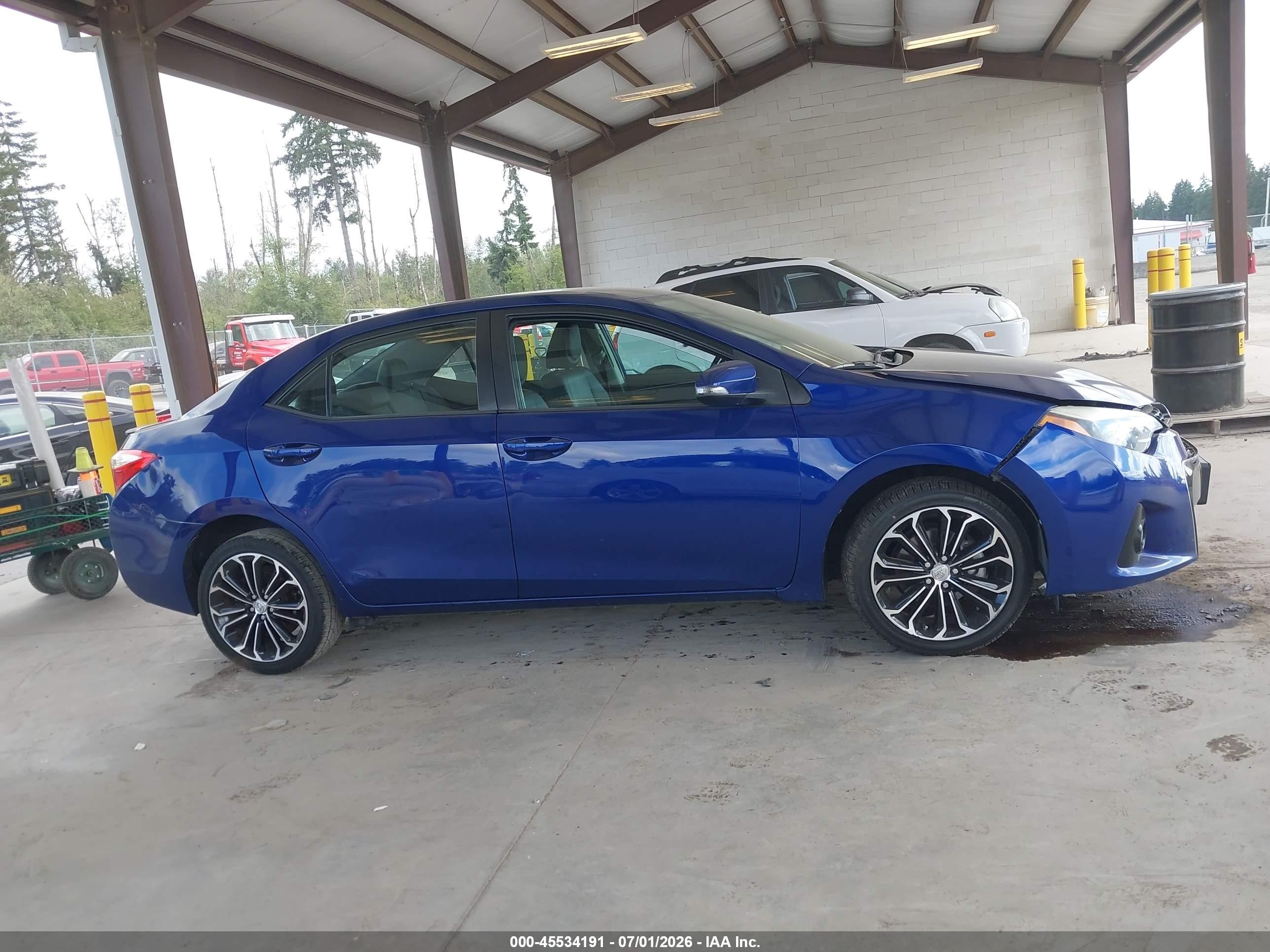 2014 Toyota Corolla S Plus Blue vin: 2T1BURHEXEC043548