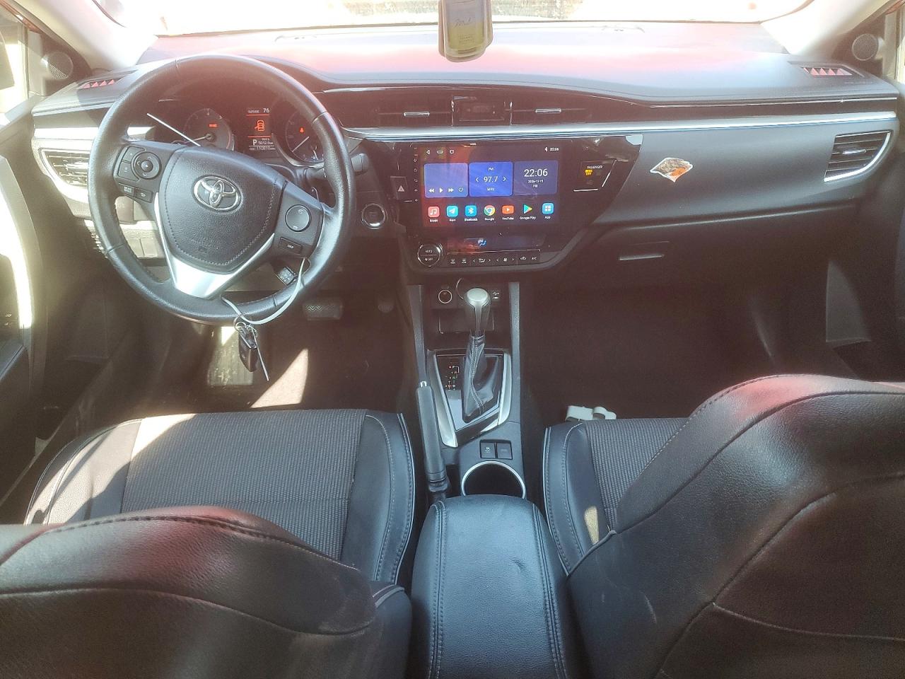 2014 Toyota Corolla S Plus Красный vin: 2T1BURHEXEC053271