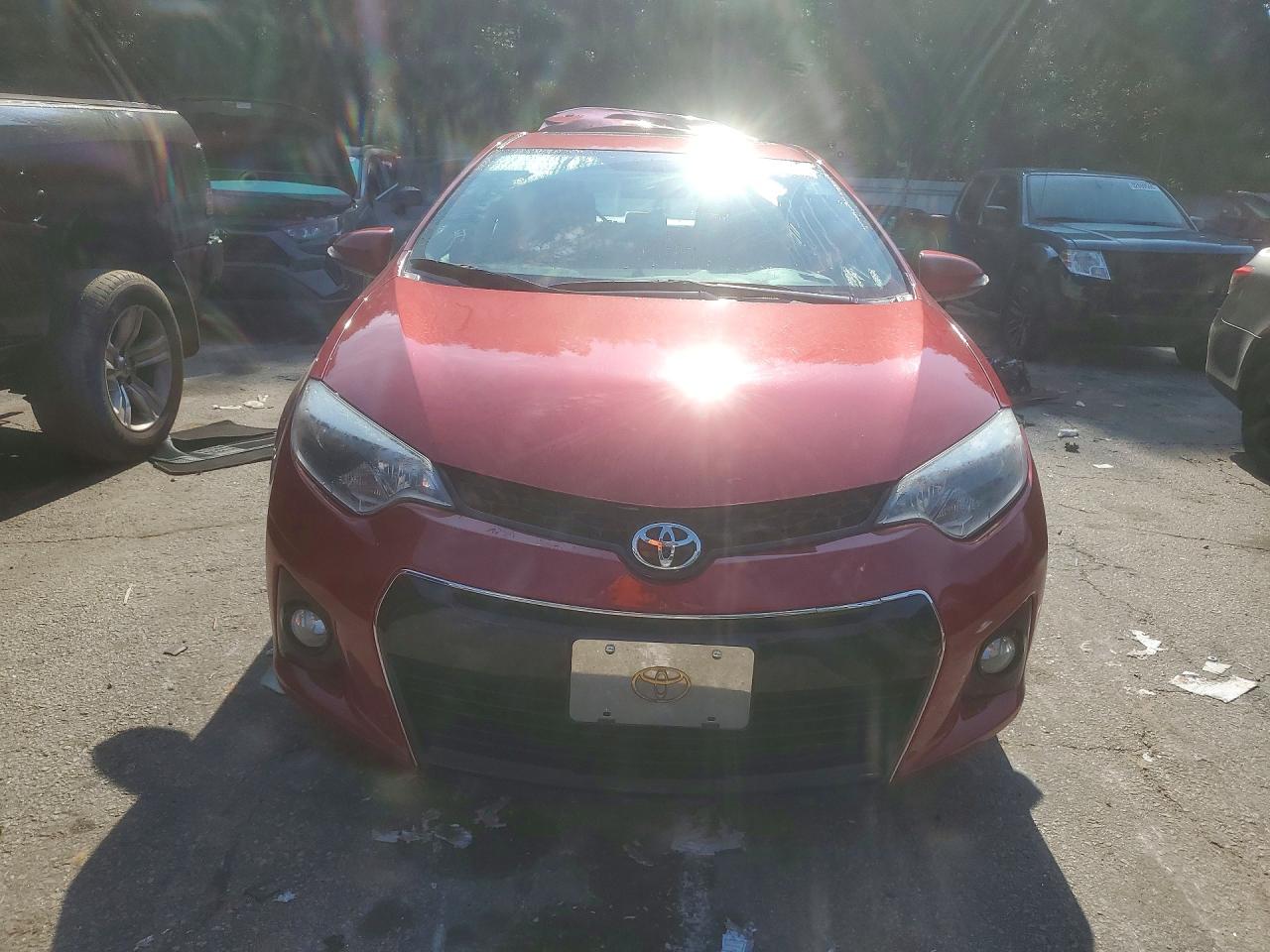 2014 Toyota Corolla S Plus Красный vin: 2T1BURHEXEC053271