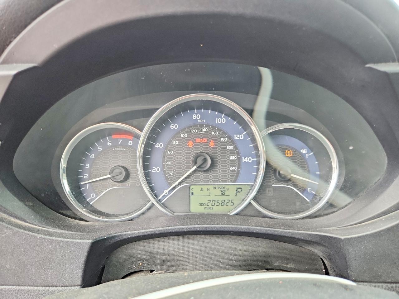 2014 Toyota Corolla Silver vin: 2T1BURHEXEC062939