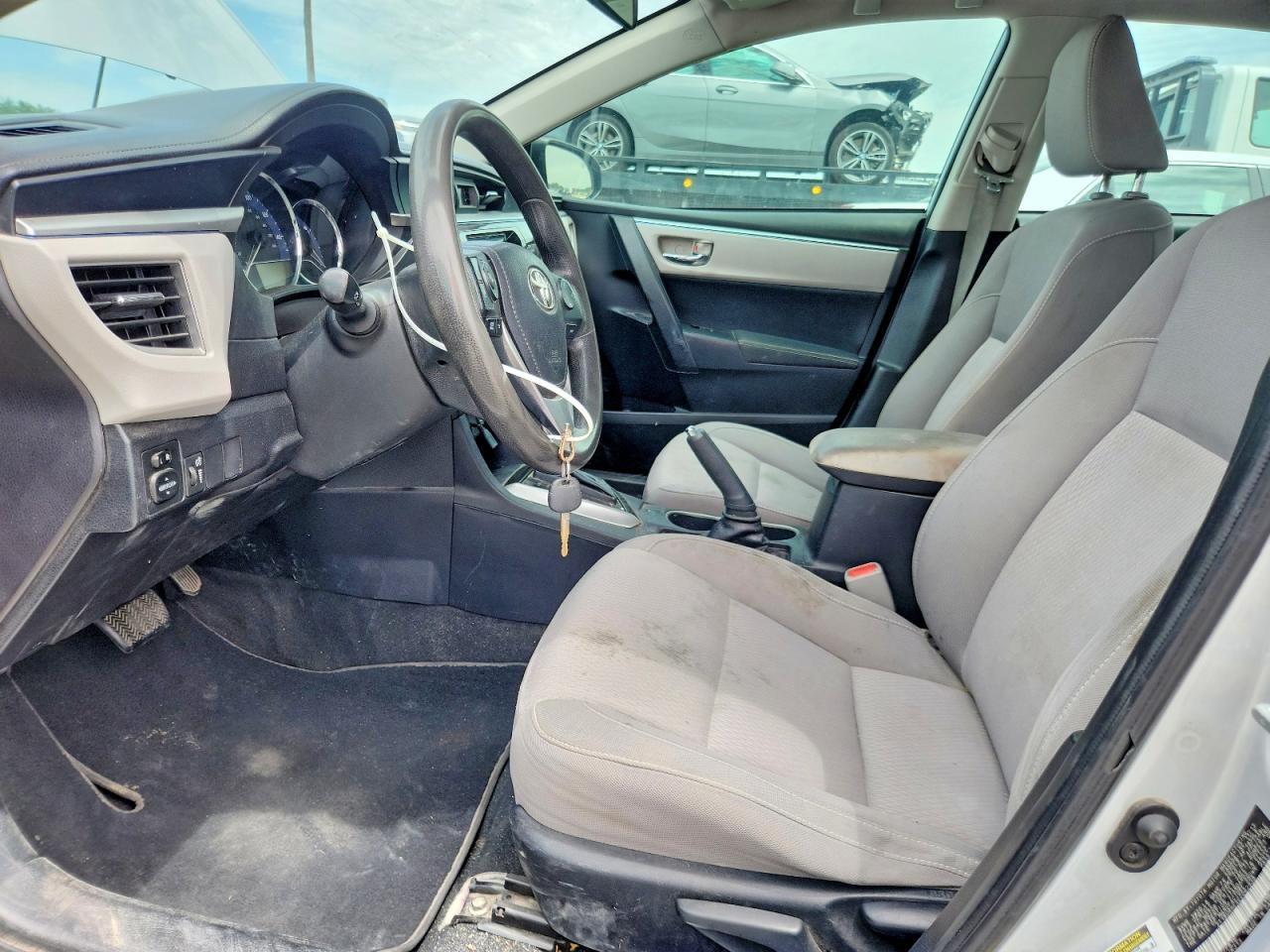 2014 Toyota Corolla Silver vin: 2T1BURHEXEC062939