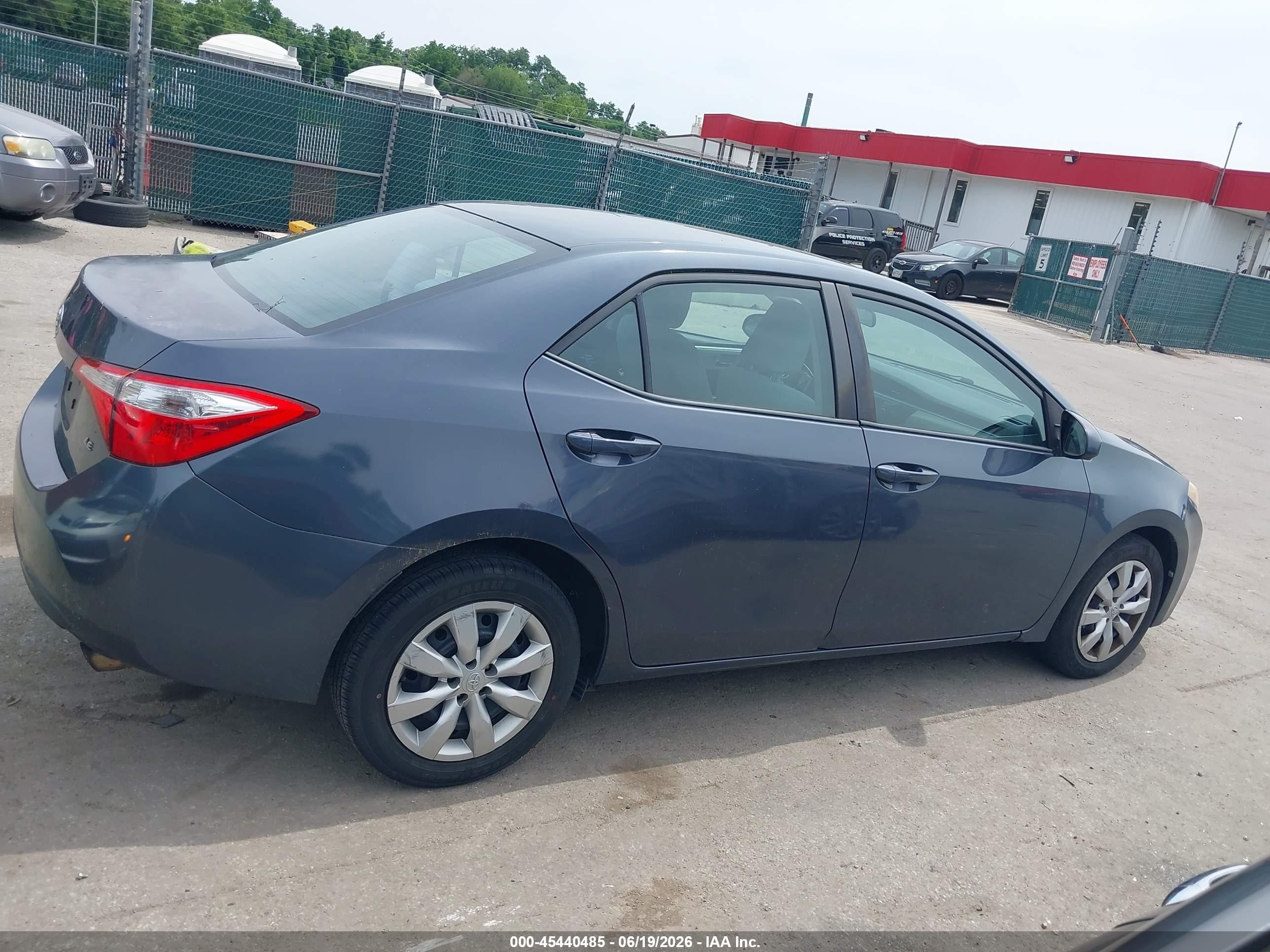 2014 Toyota Corolla Le Gray vin: 2T1BURHEXEC063072