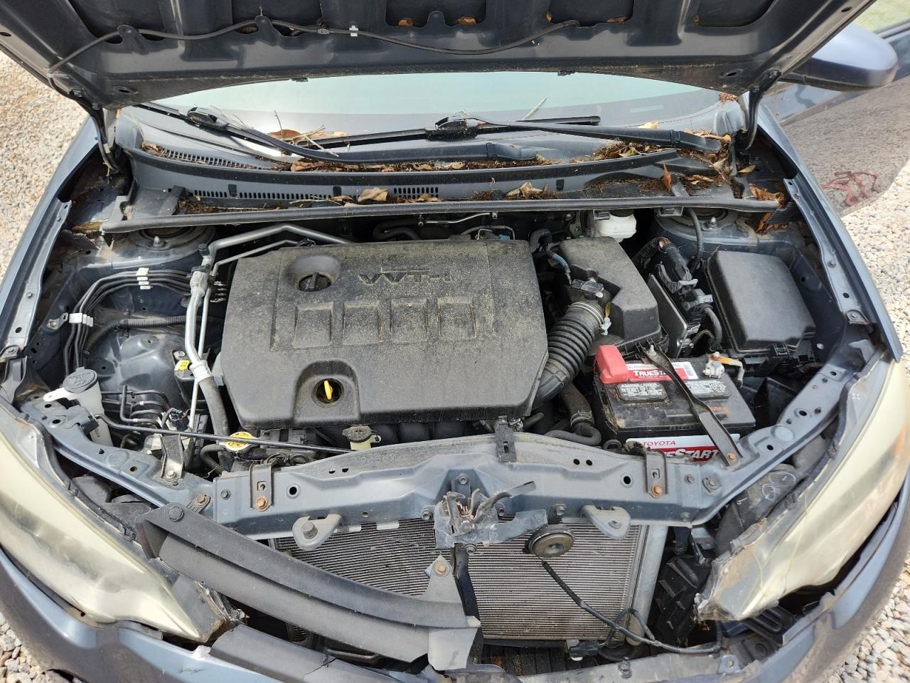 2014 Toyota Corolla Le Silver vin: 2T1BURHEXEC069809