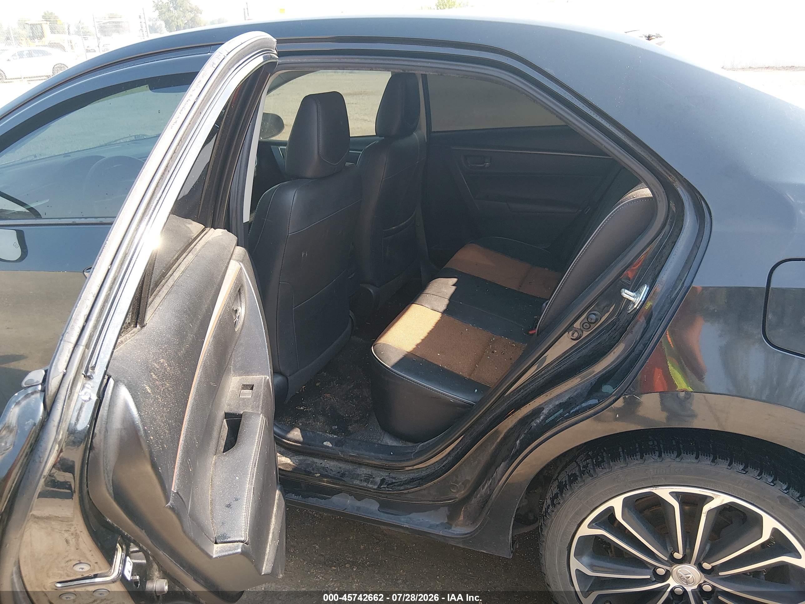 2014 Toyota Corolla S Plus Black vin: 2T1BURHEXEC093205