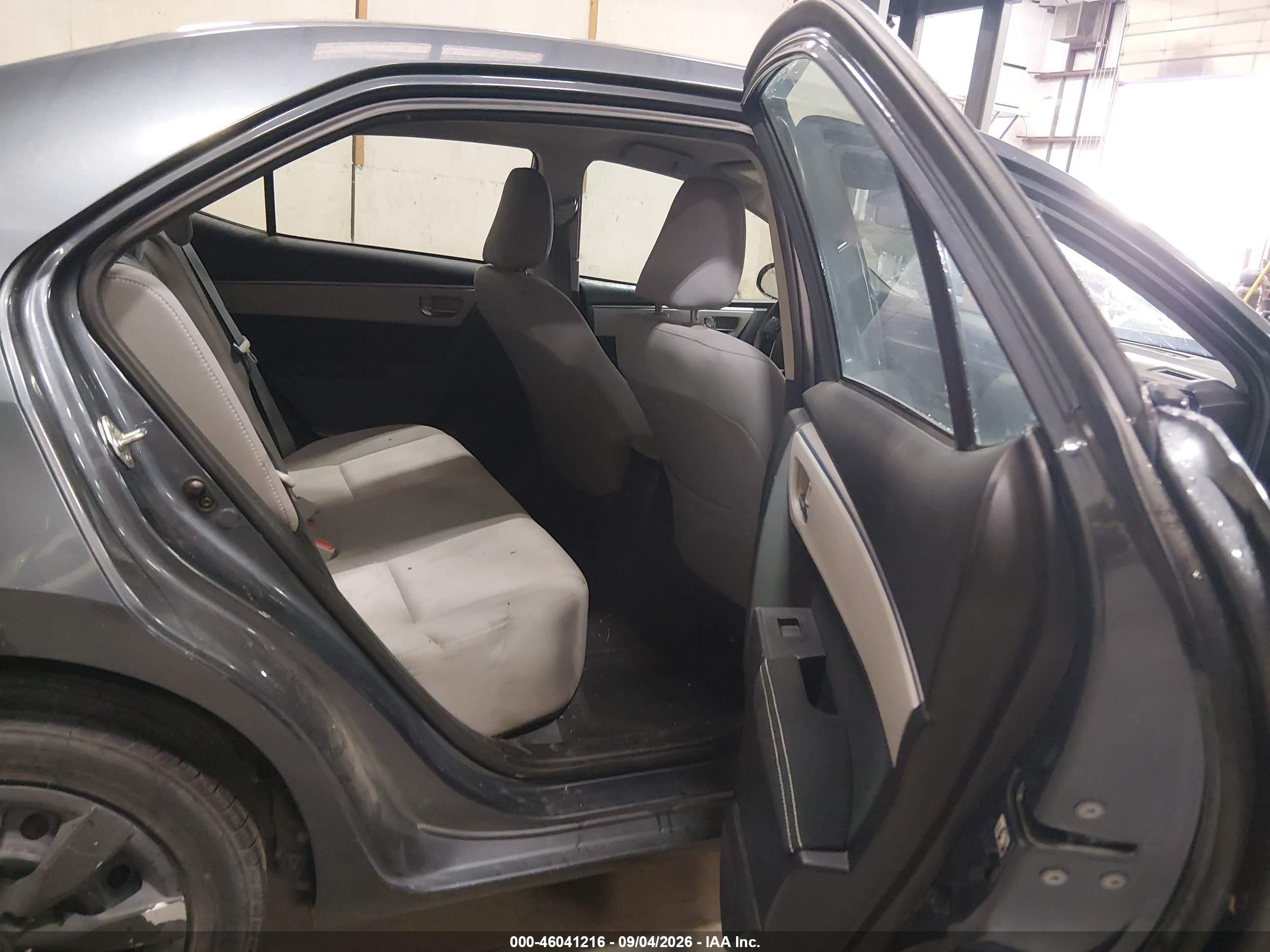 2014 Toyota Corolla Le Gray vin: 2T1BURHEXEC107264