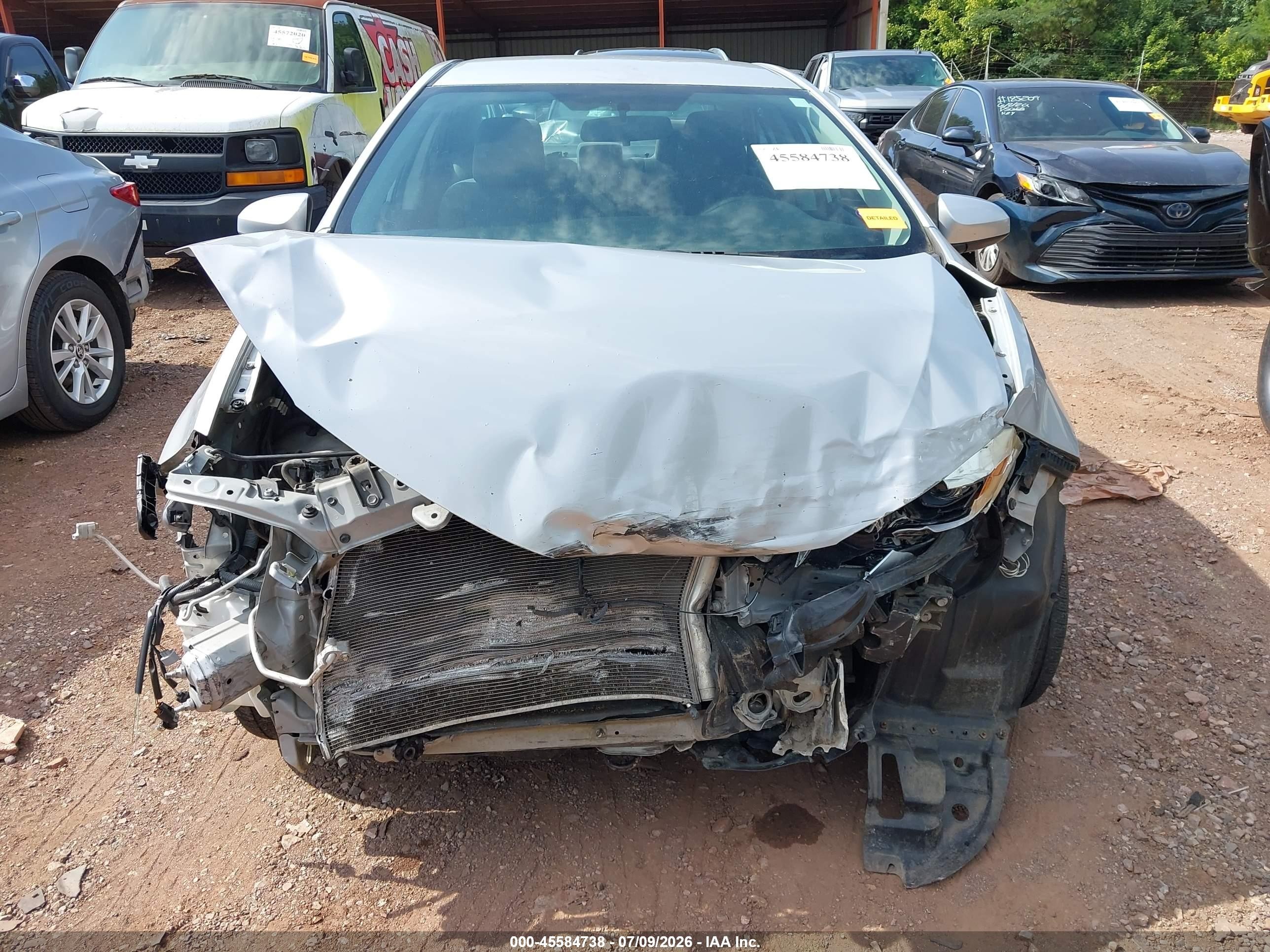 2014 Toyota Corolla L Silver vin: 2T1BURHEXEC124565