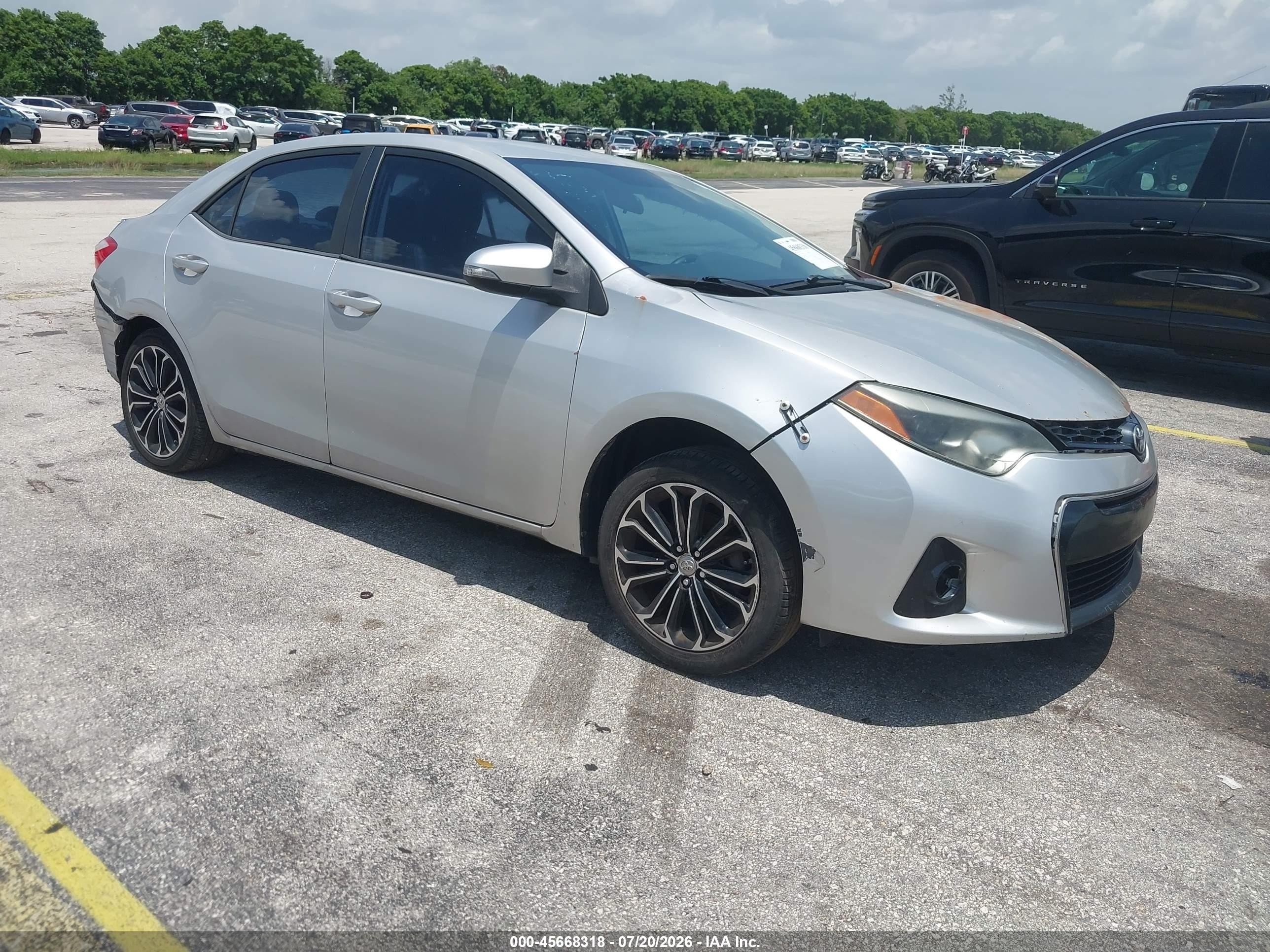 2014 Toyota Corolla S Plus Silver vin: 2T1BURHEXEC124727
