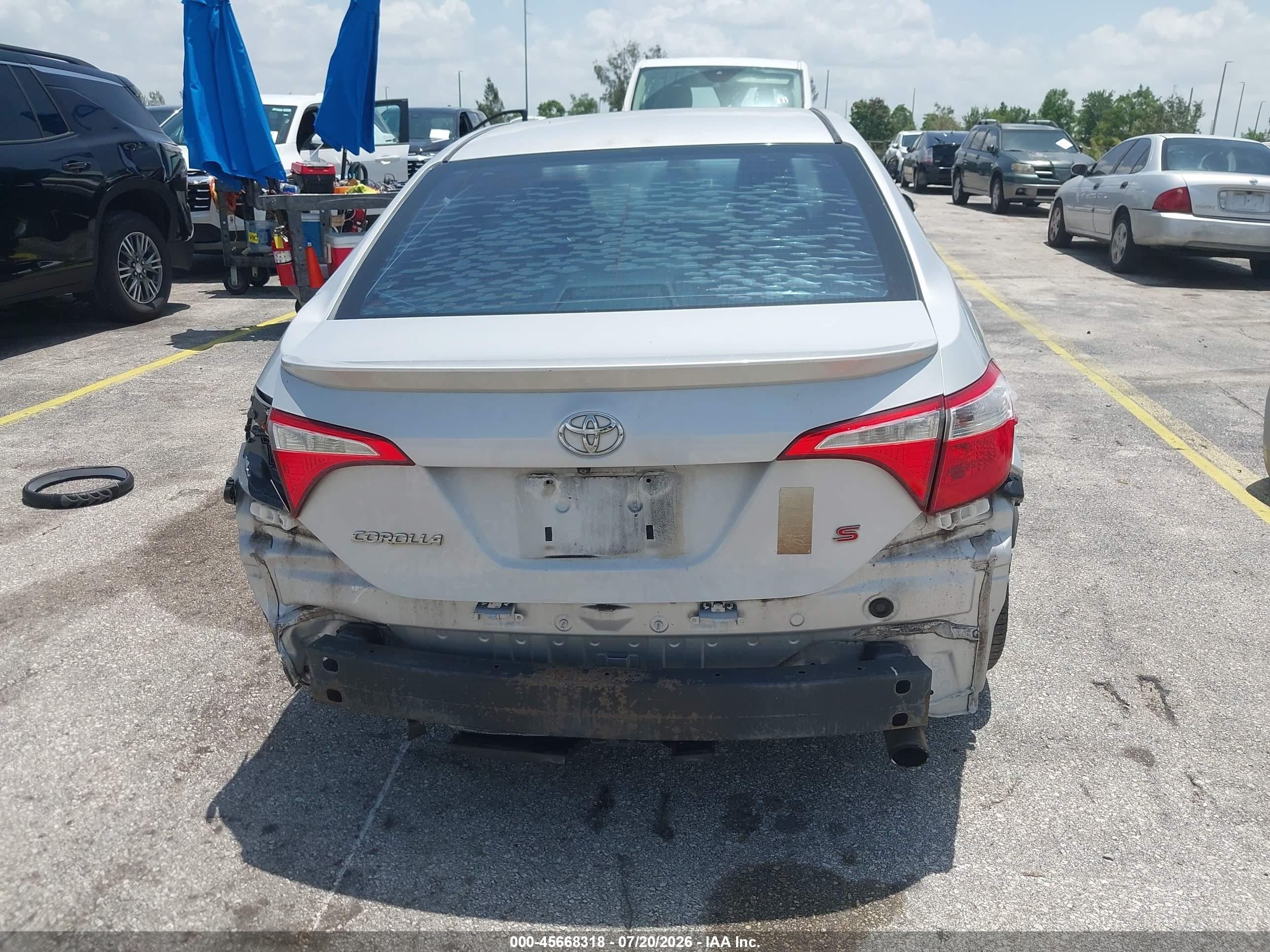 2014 Toyota Corolla S Plus Silver vin: 2T1BURHEXEC124727