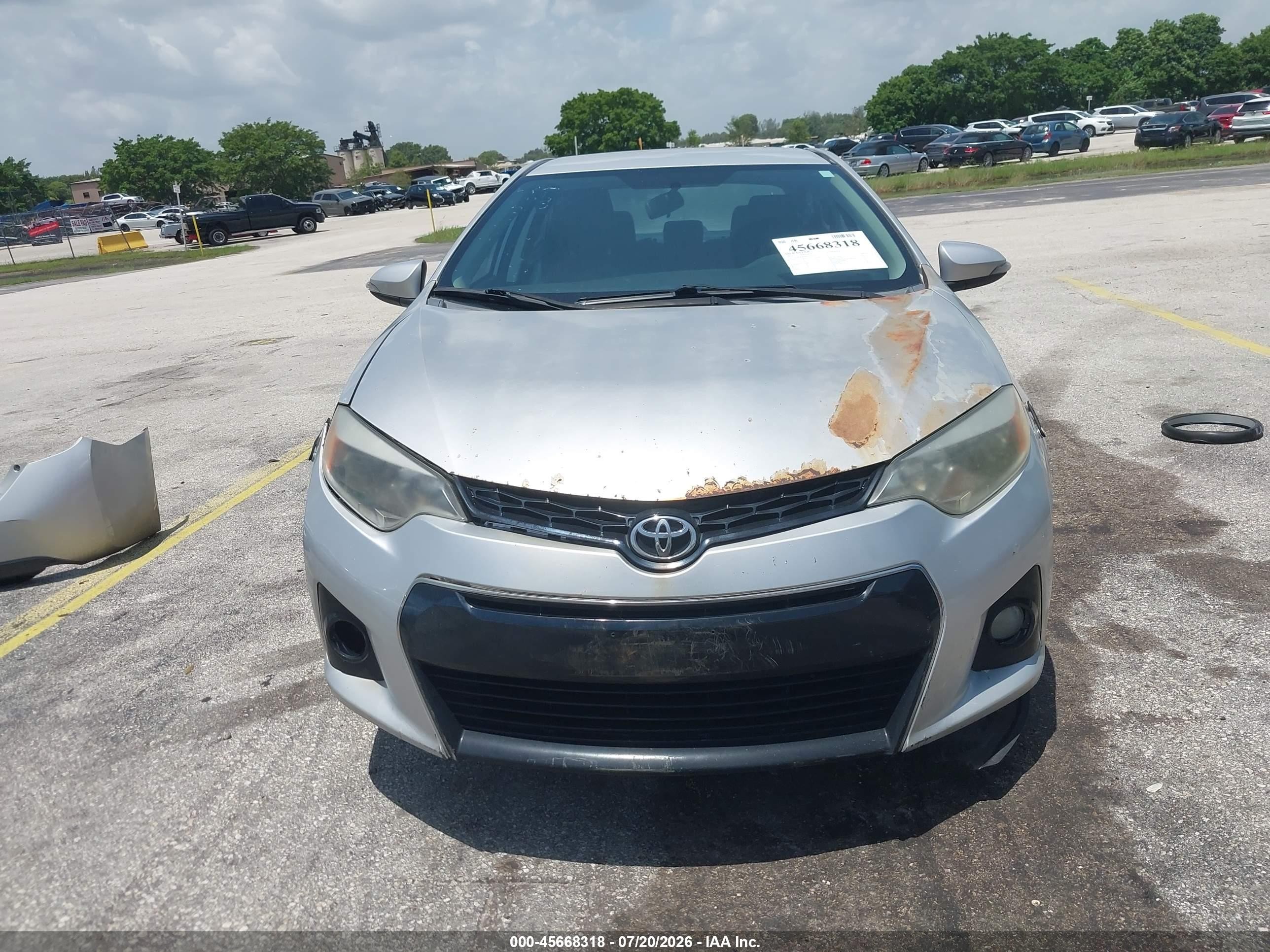2014 Toyota Corolla S Plus Silver vin: 2T1BURHEXEC124727