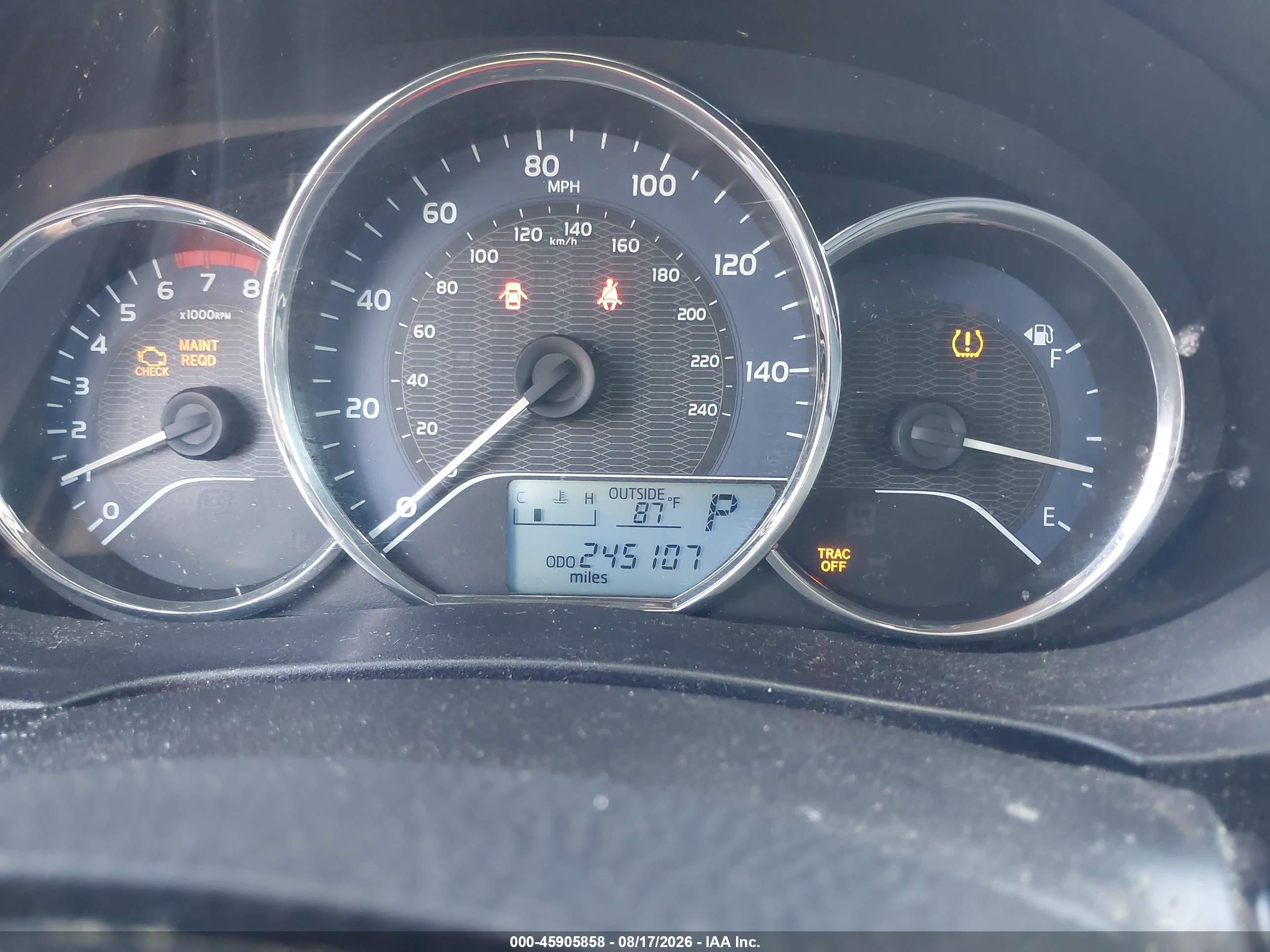 2014 Toyota Corolla Le Gray vin: 2T1BURHEXEC125523