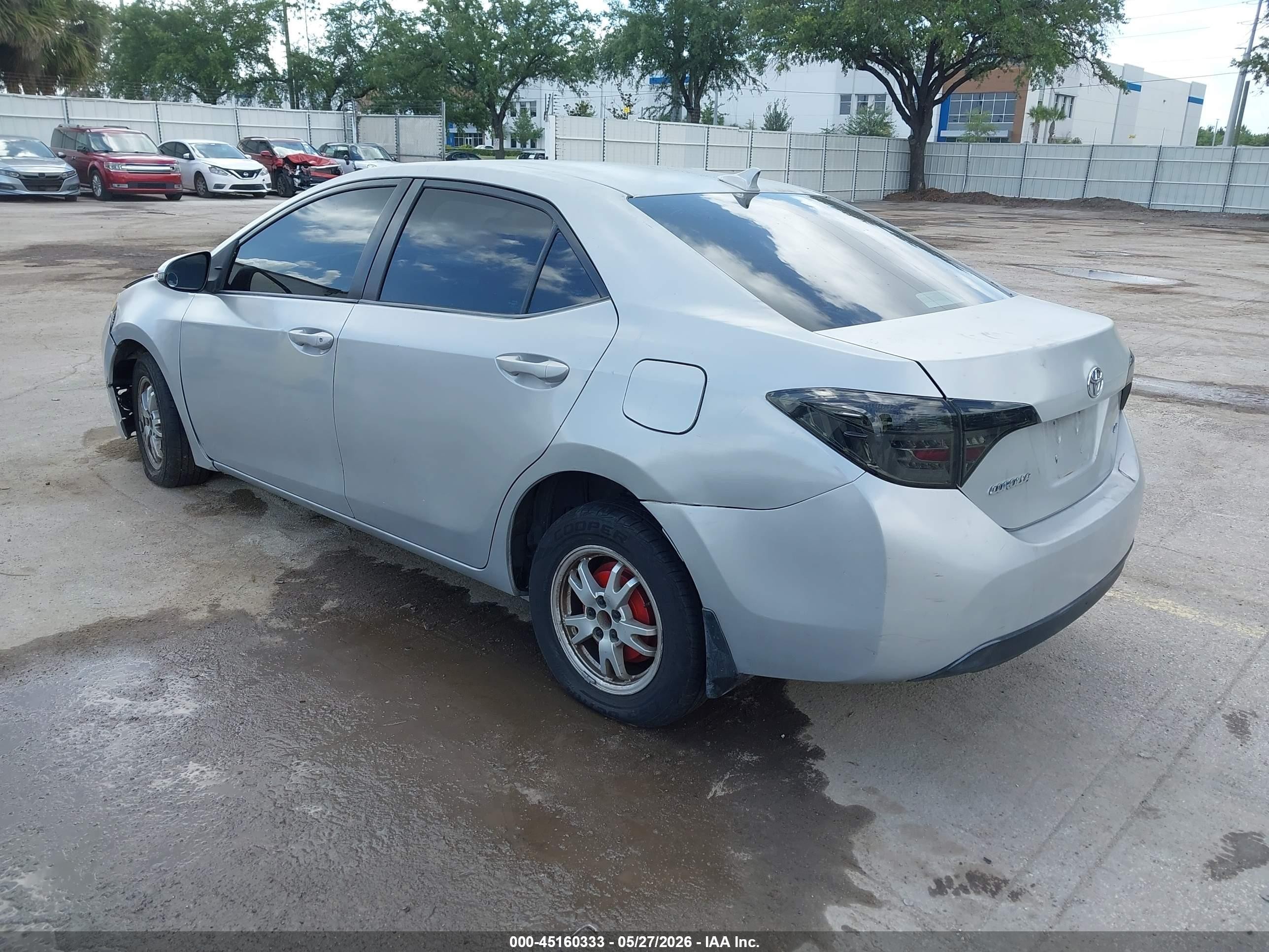 2014 Toyota Corolla Le Серебряный vin: 2T1BURHEXEC133346