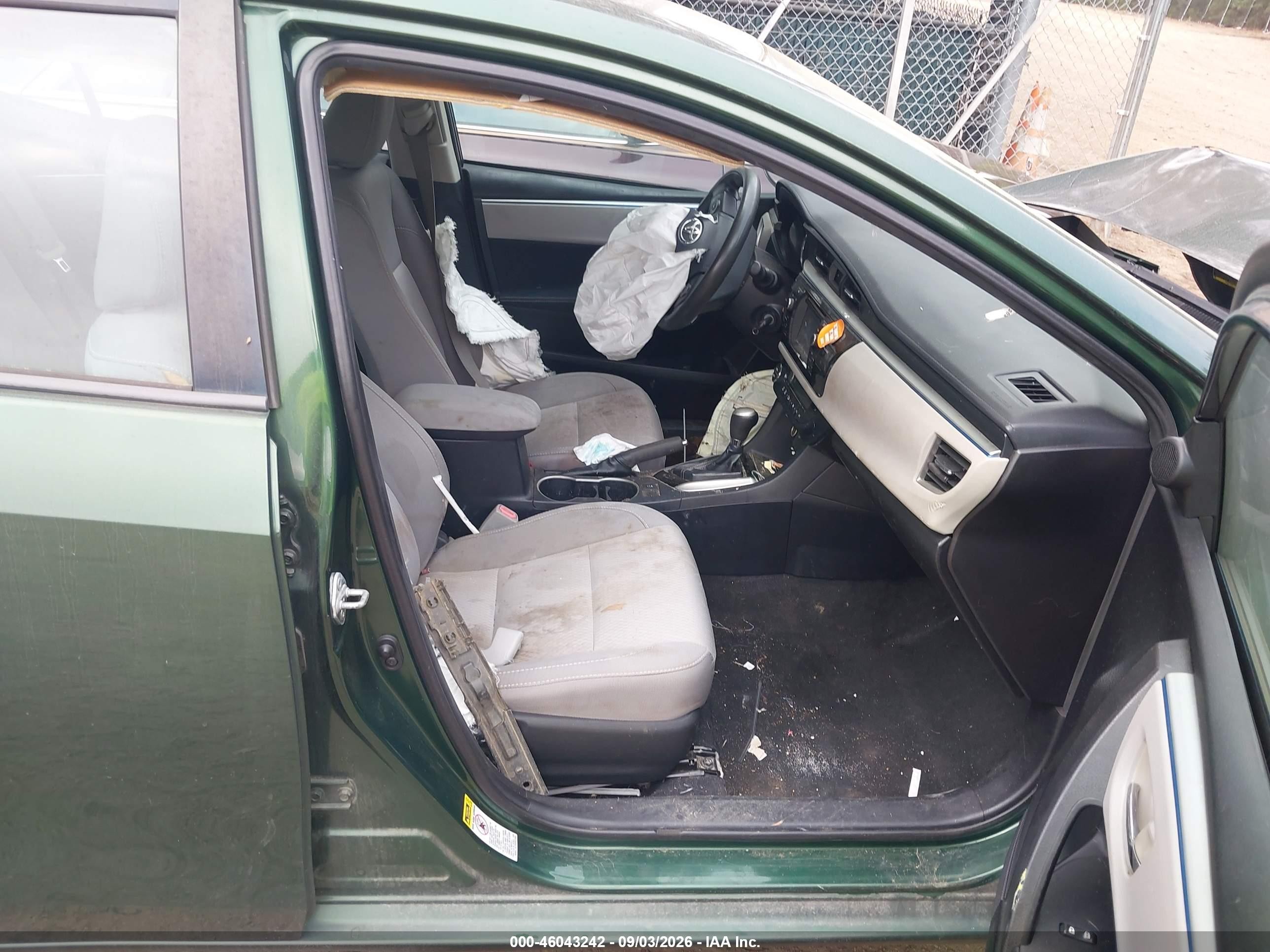 2014 Toyota Corolla Le Зеленый vin: 2T1BURHEXEC133752