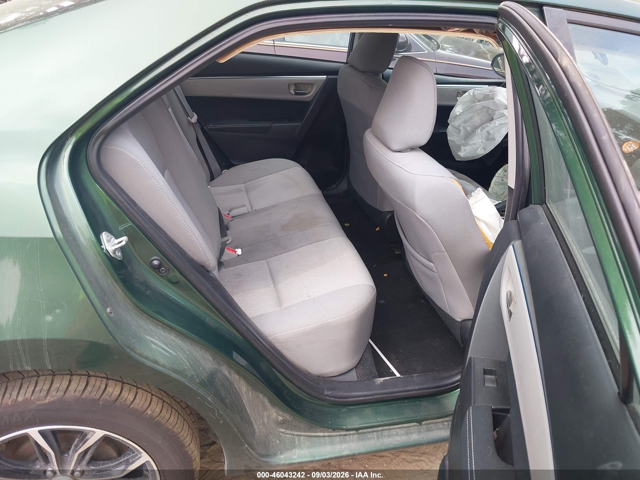 2014 Toyota Corolla Le Зеленый vin: 2T1BURHEXEC133752