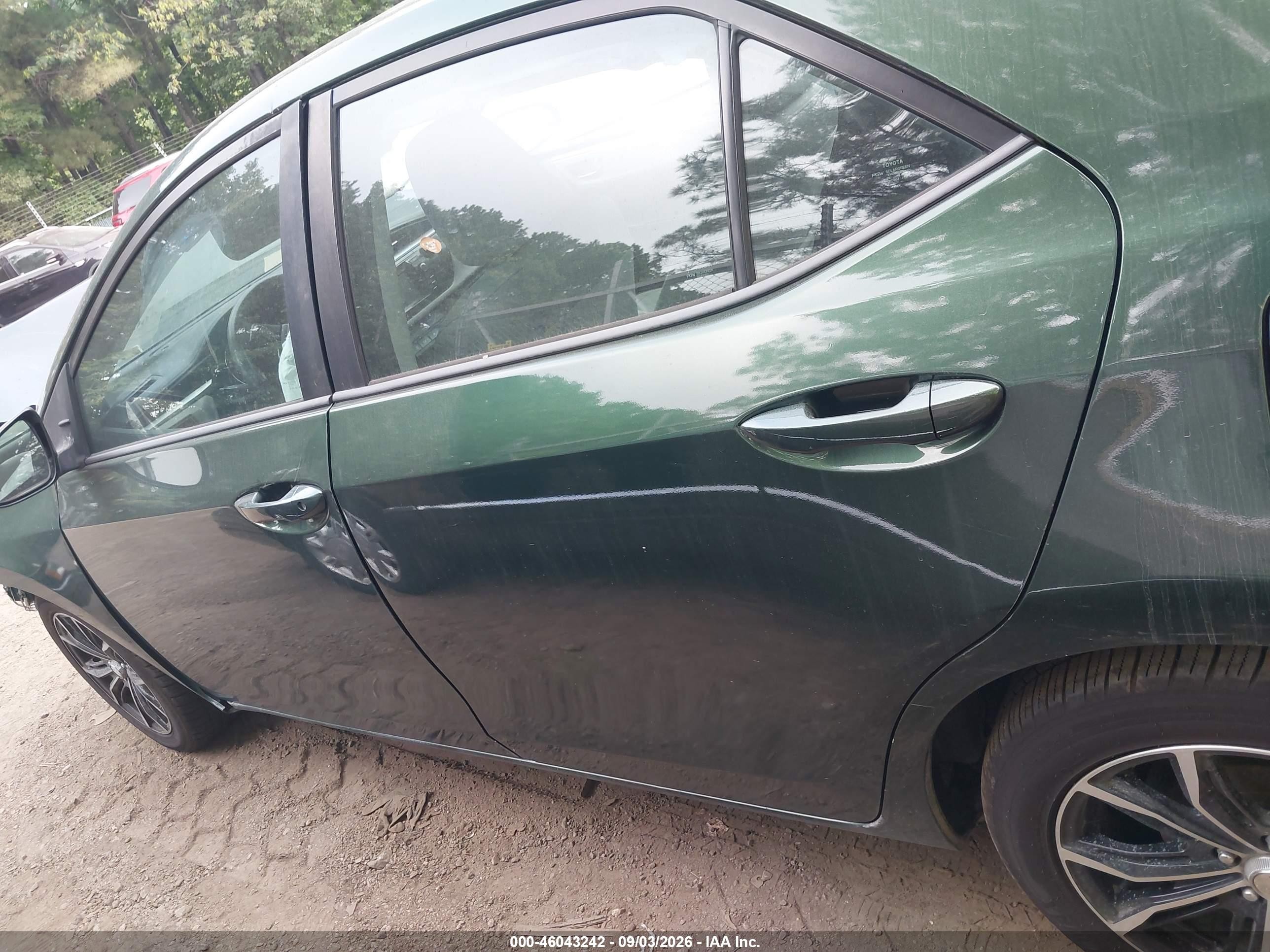 2014 Toyota Corolla Le Зеленый vin: 2T1BURHEXEC133752