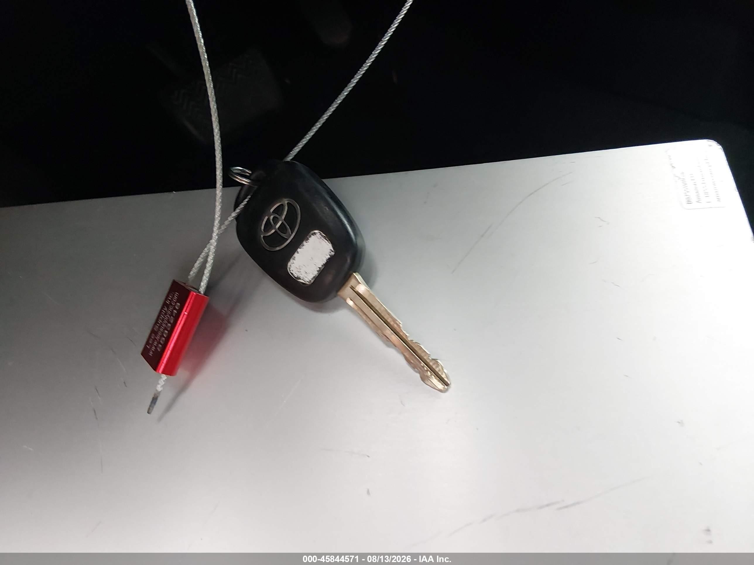 2014 Toyota Corolla S Plus Серебряный vin: 2T1BURHEXEC158022