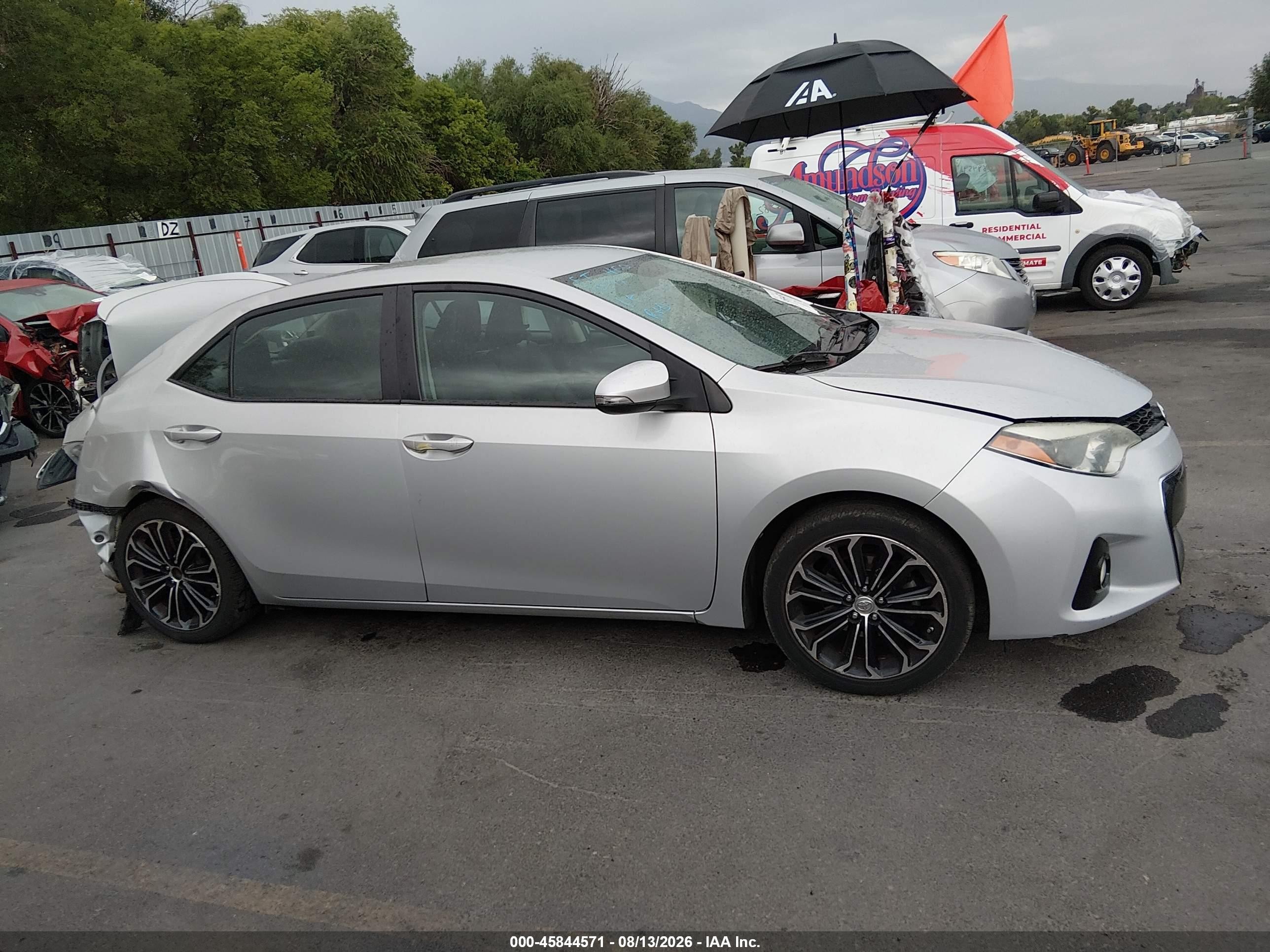 2014 Toyota Corolla S Plus Серебряный vin: 2T1BURHEXEC158022