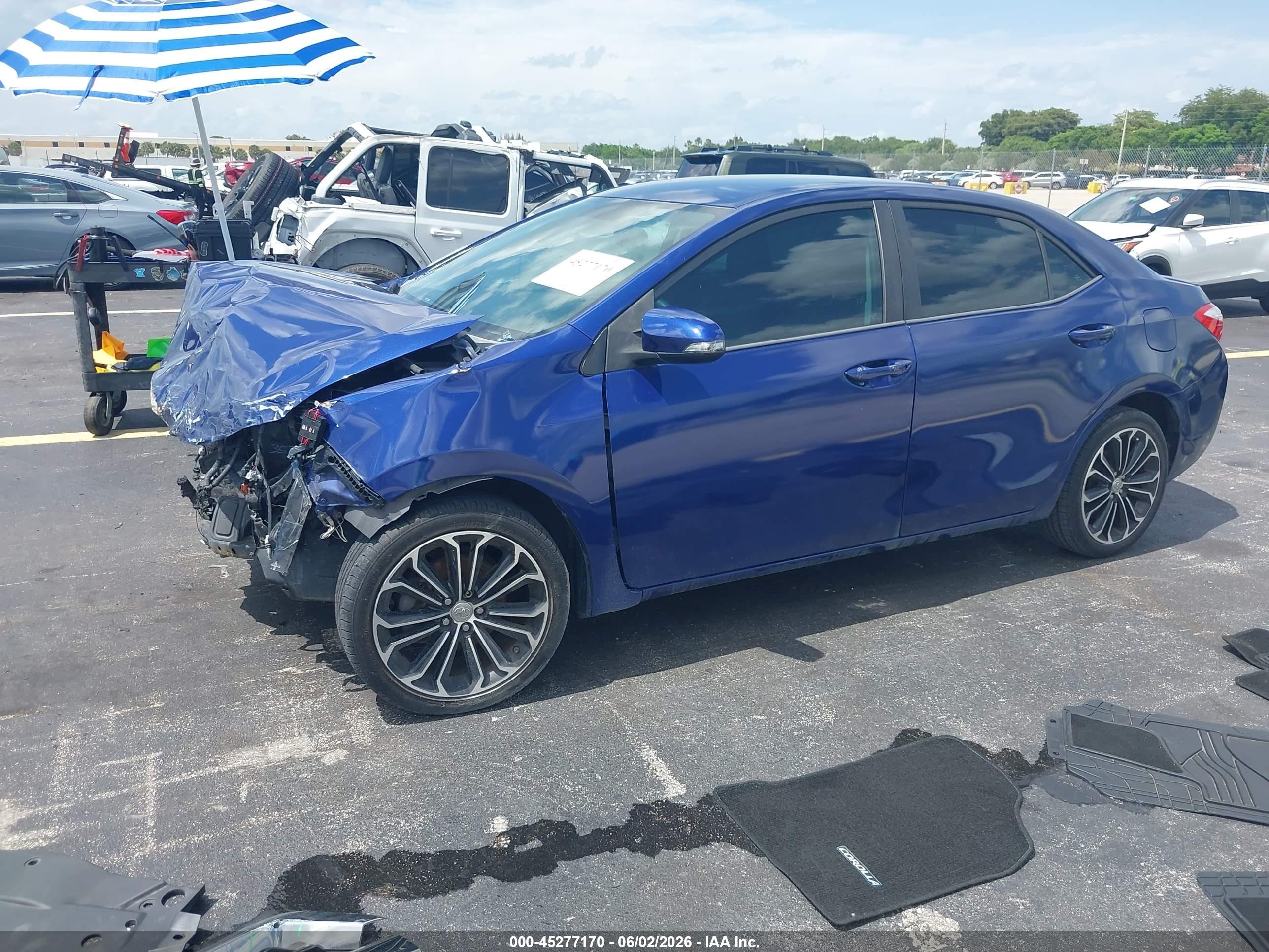 2014 Toyota Corolla S Plus Blue vin: 2T1BURHEXEC165150