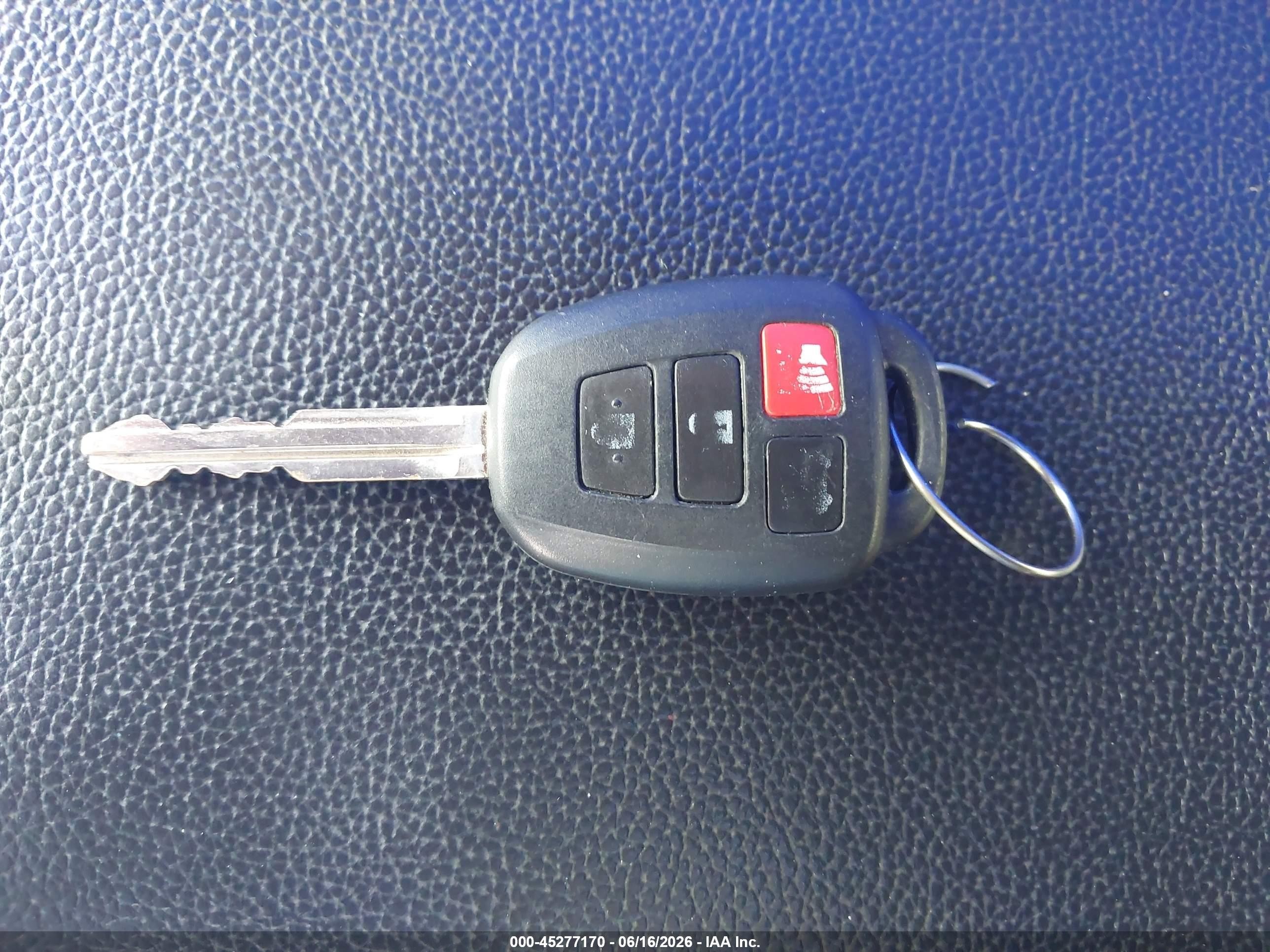 2014 Toyota Corolla S Plus Blue vin: 2T1BURHEXEC165150