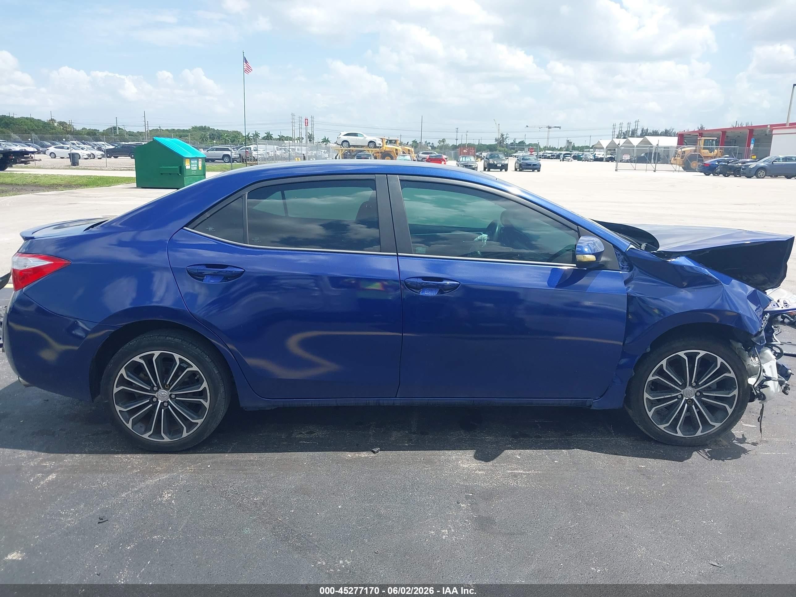2014 Toyota Corolla S Plus Blue vin: 2T1BURHEXEC165150