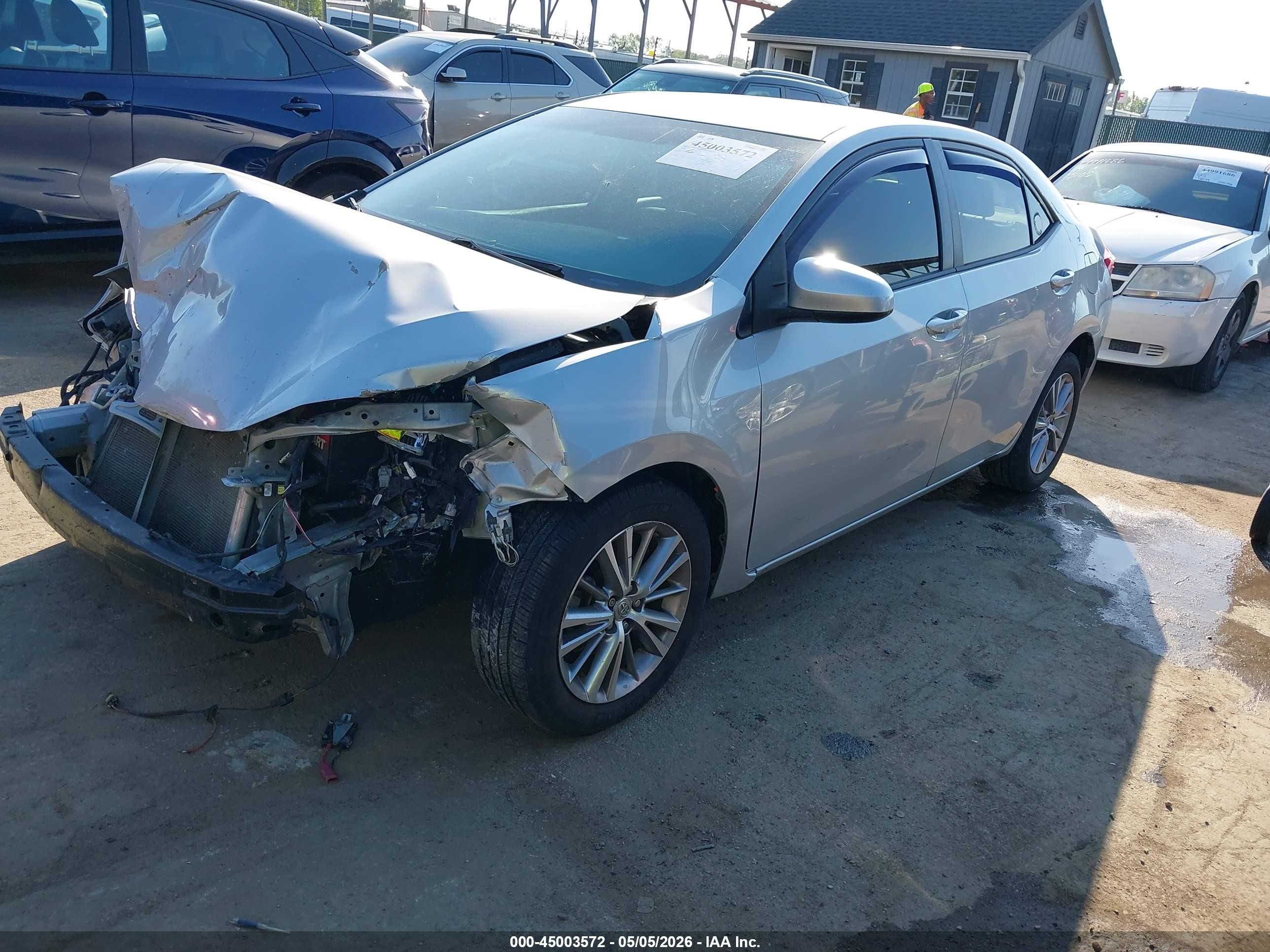 2014 Toyota Corolla Le Premium Silver vin: 2T1BURHEXEC175385