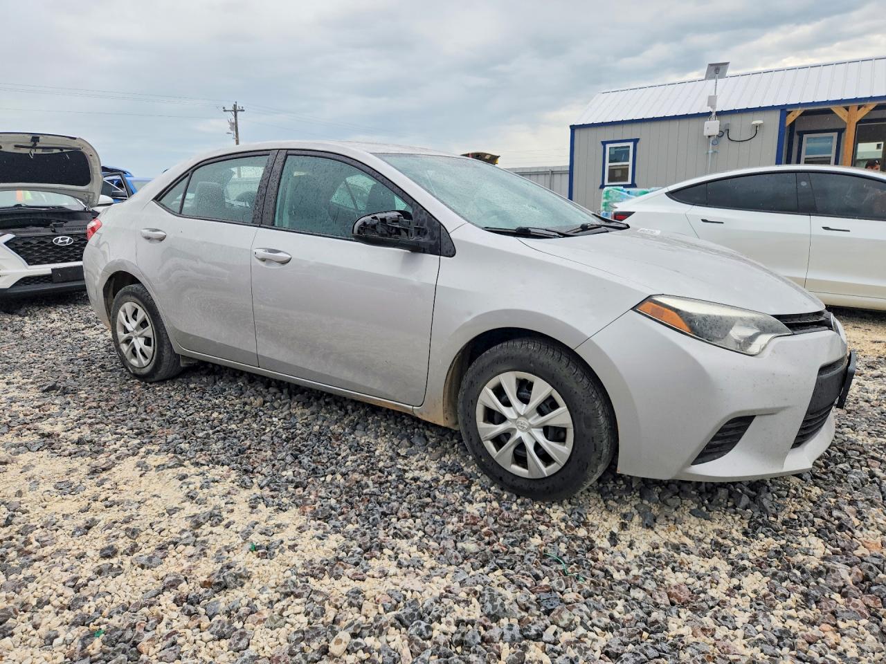 2014 Toyota Corolla L Silver vin: 2T1BURHEXEC180117