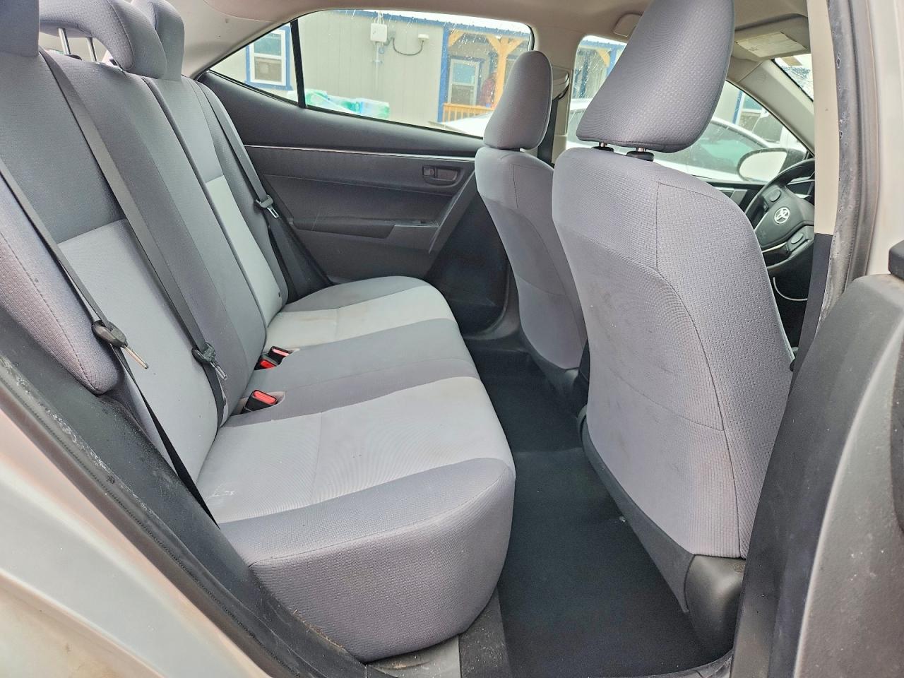 2014 Toyota Corolla L Silver vin: 2T1BURHEXEC180117
